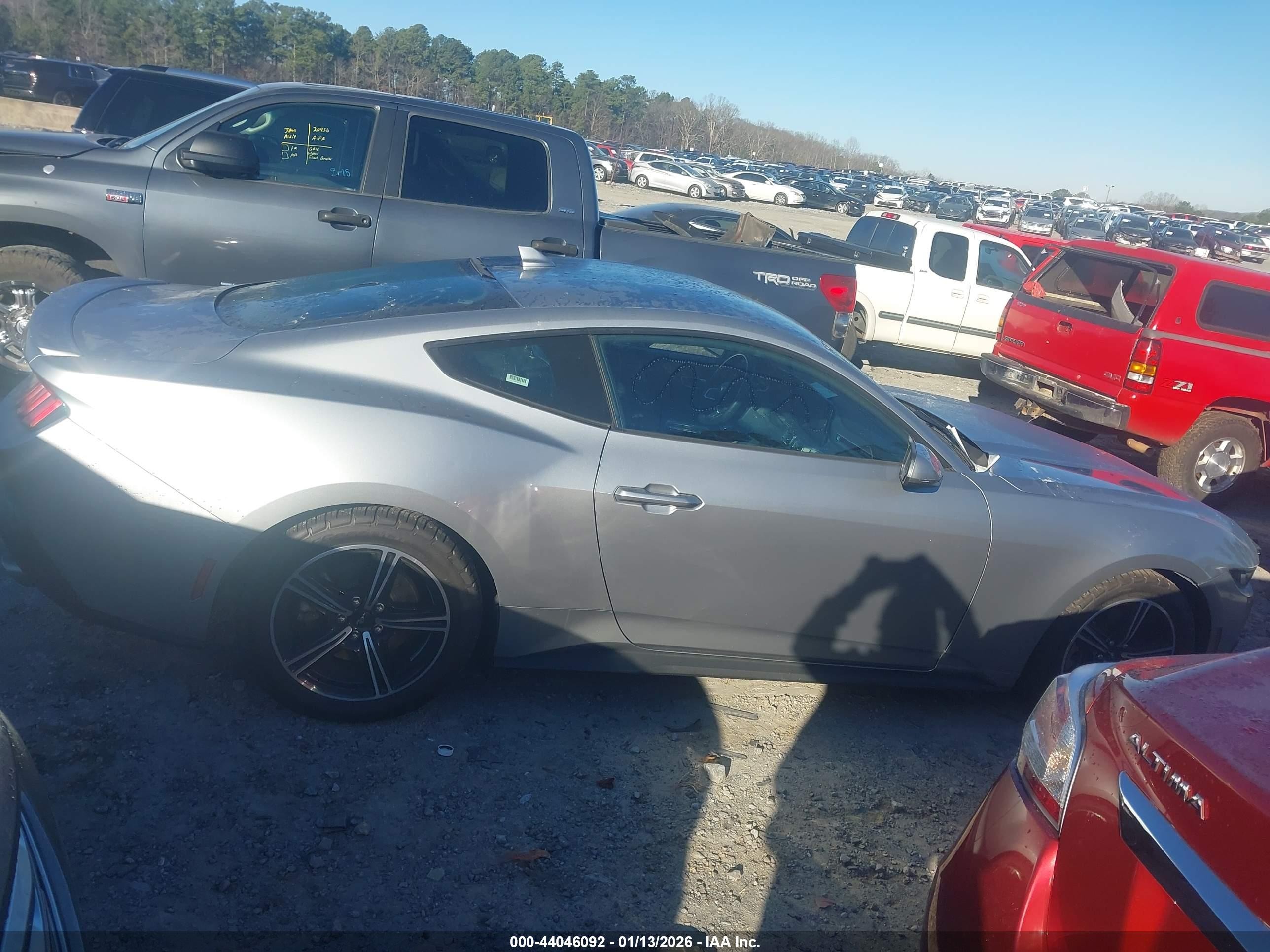 2024 Ford Mustang Ecoboost Premium Fastback Silver vin: 1FA6P8TH1R5130929