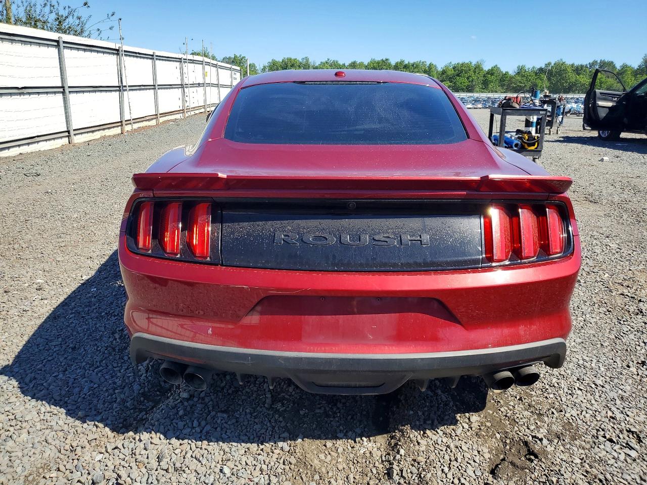 2015 Ford Mustang Maroon vin: 1FA6P8TH2F5307077