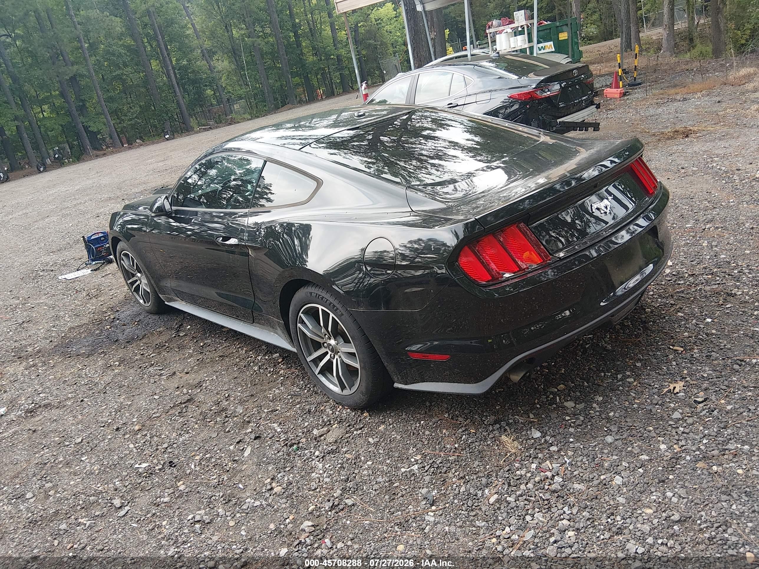 2015 Ford Mustang Ecoboost Черный vin: 1FA6P8TH2F5349524