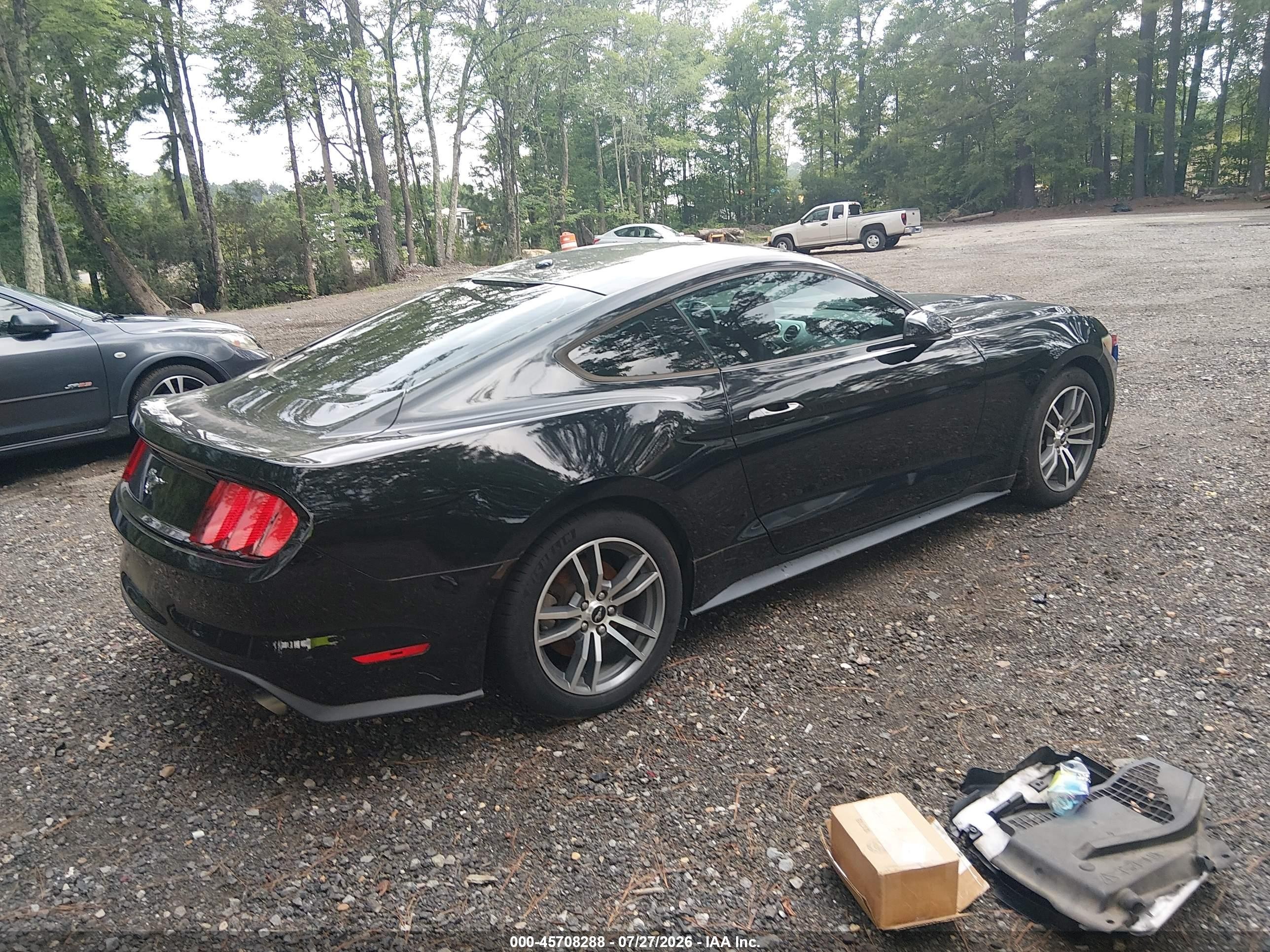 2015 Ford Mustang Ecoboost Черный vin: 1FA6P8TH2F5349524