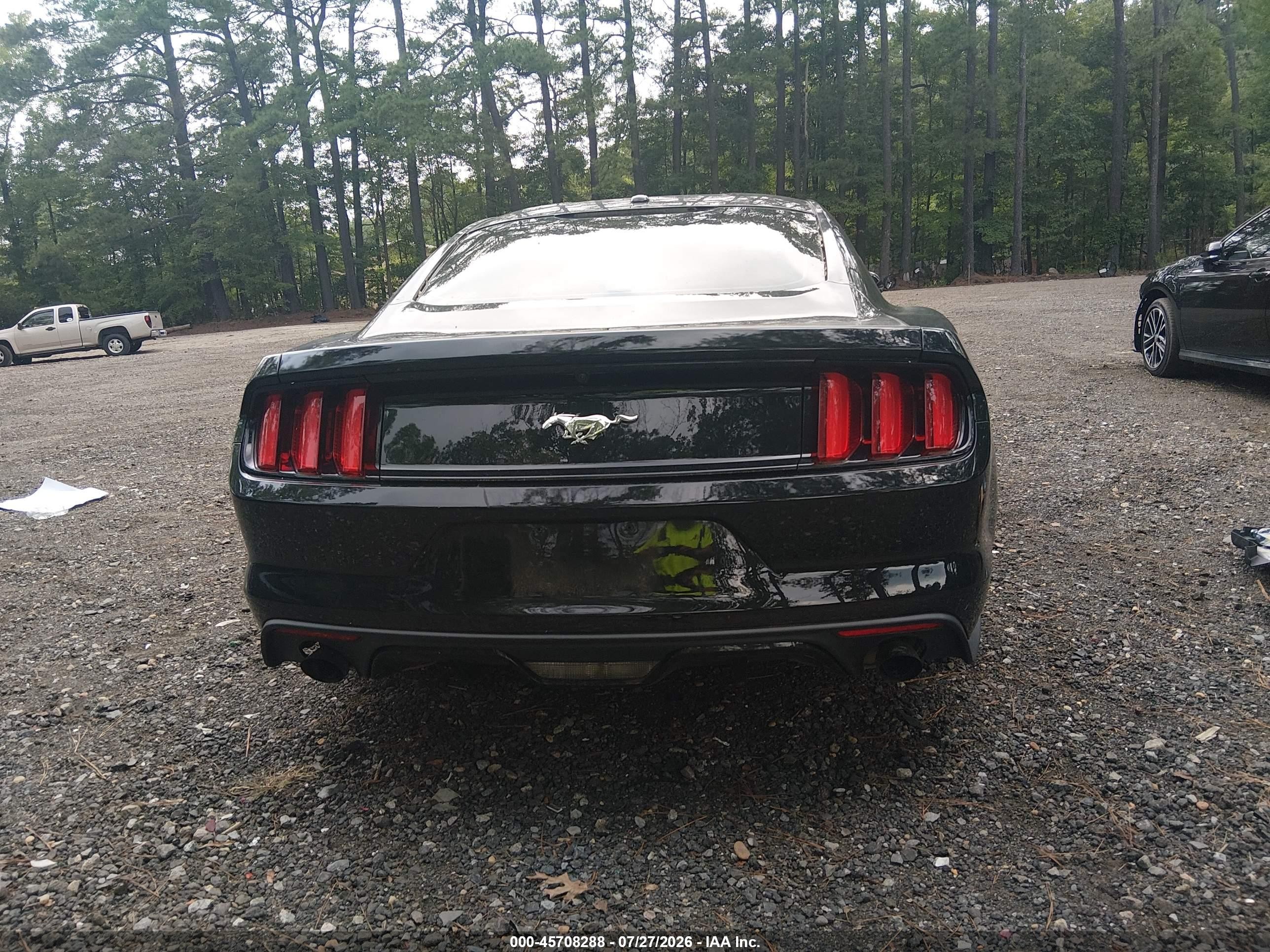 2015 Ford Mustang Ecoboost Черный vin: 1FA6P8TH2F5349524