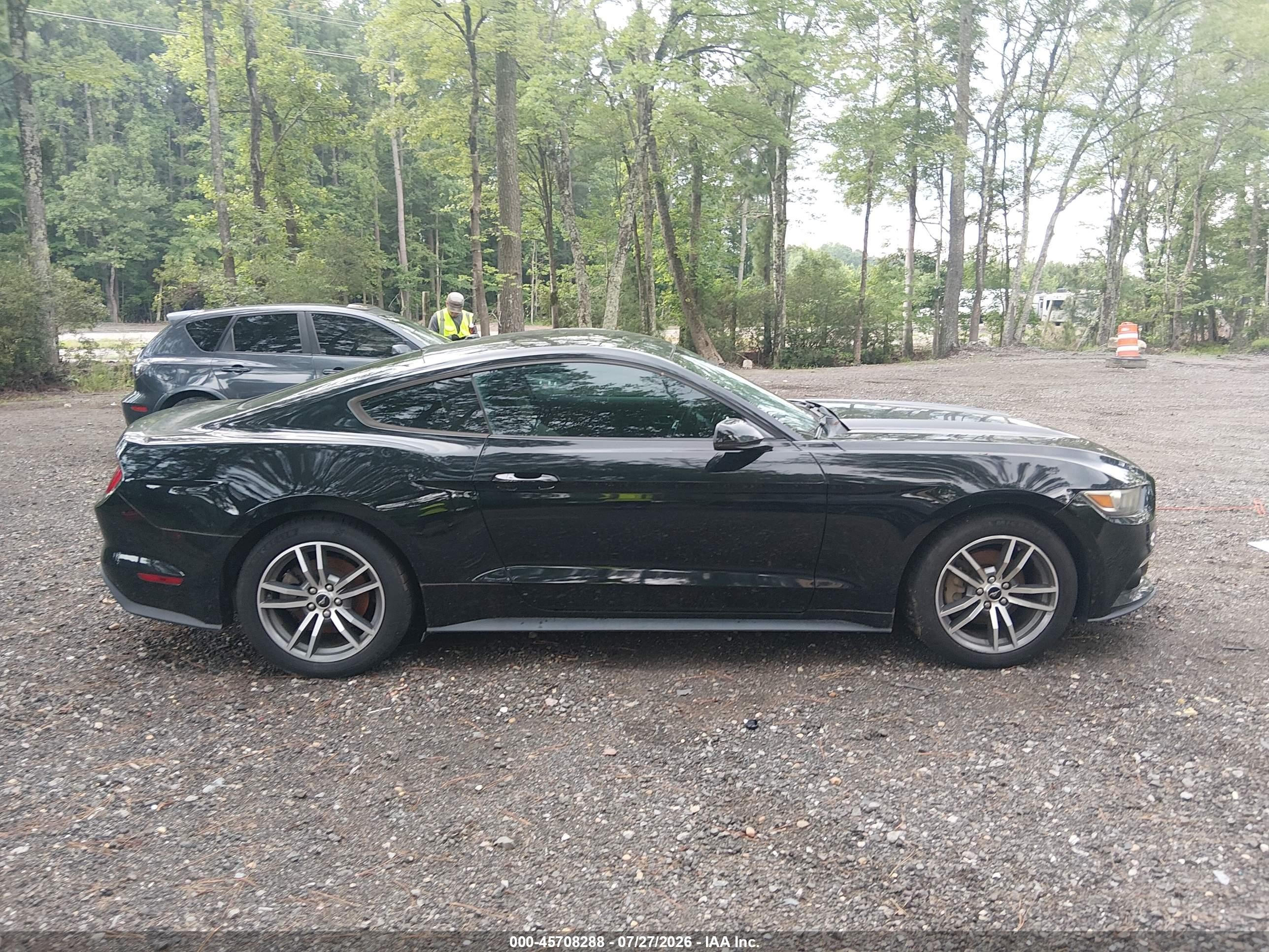 2015 Ford Mustang Ecoboost Черный vin: 1FA6P8TH2F5349524