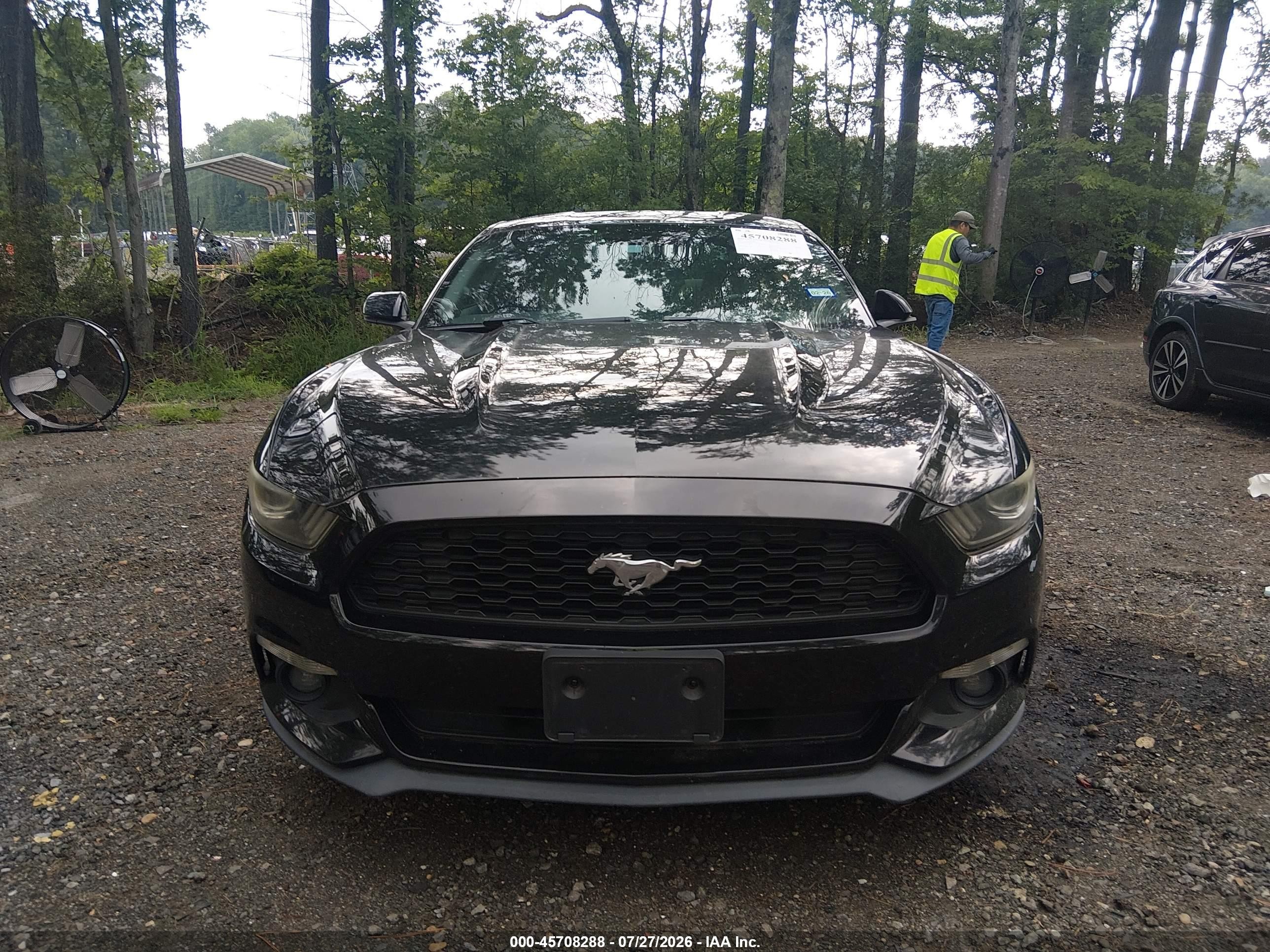 2015 Ford Mustang Ecoboost Черный vin: 1FA6P8TH2F5349524