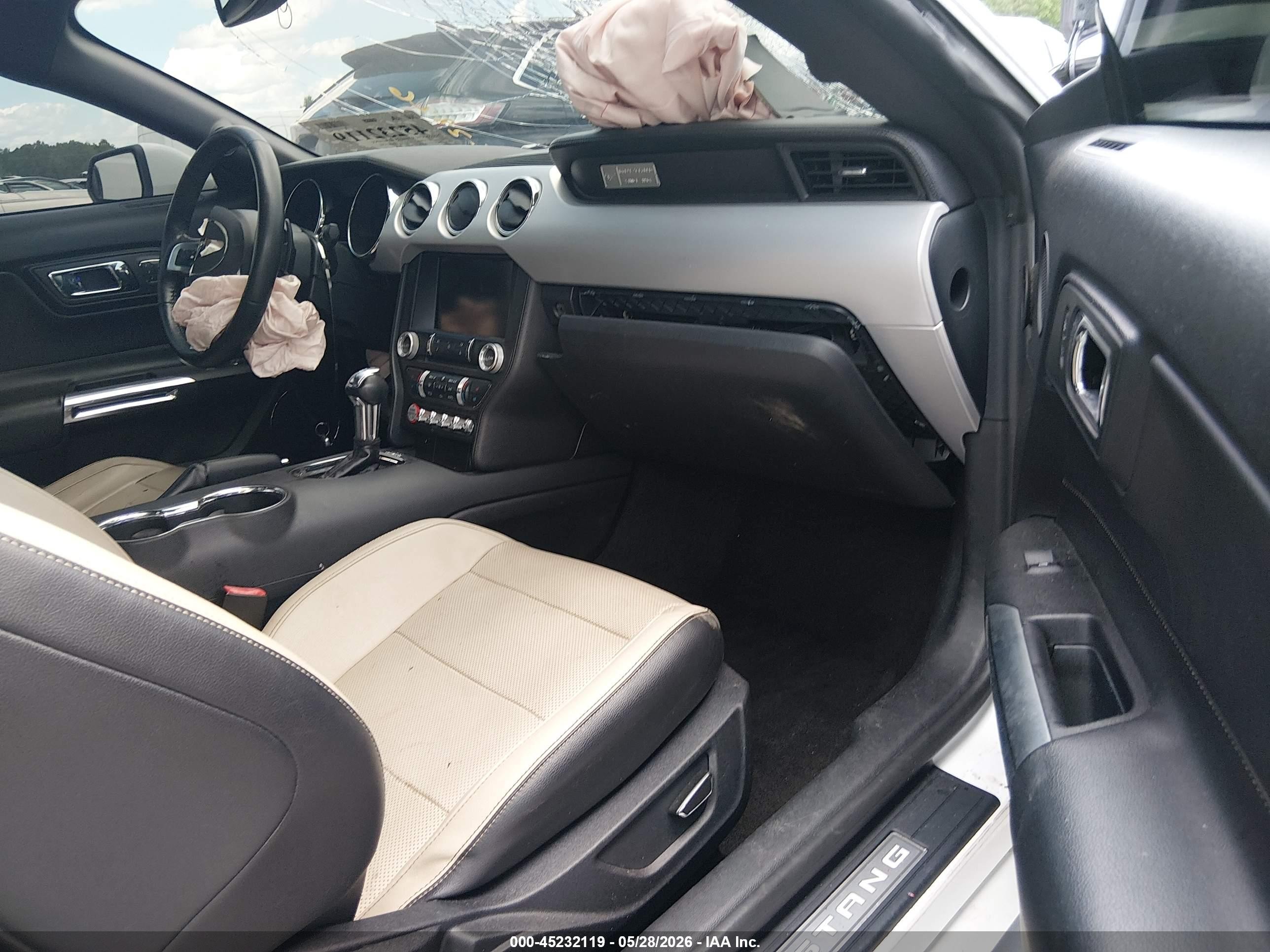 2015 Ford Mustang Ecoboost White vin: 1FA6P8TH2F5365674