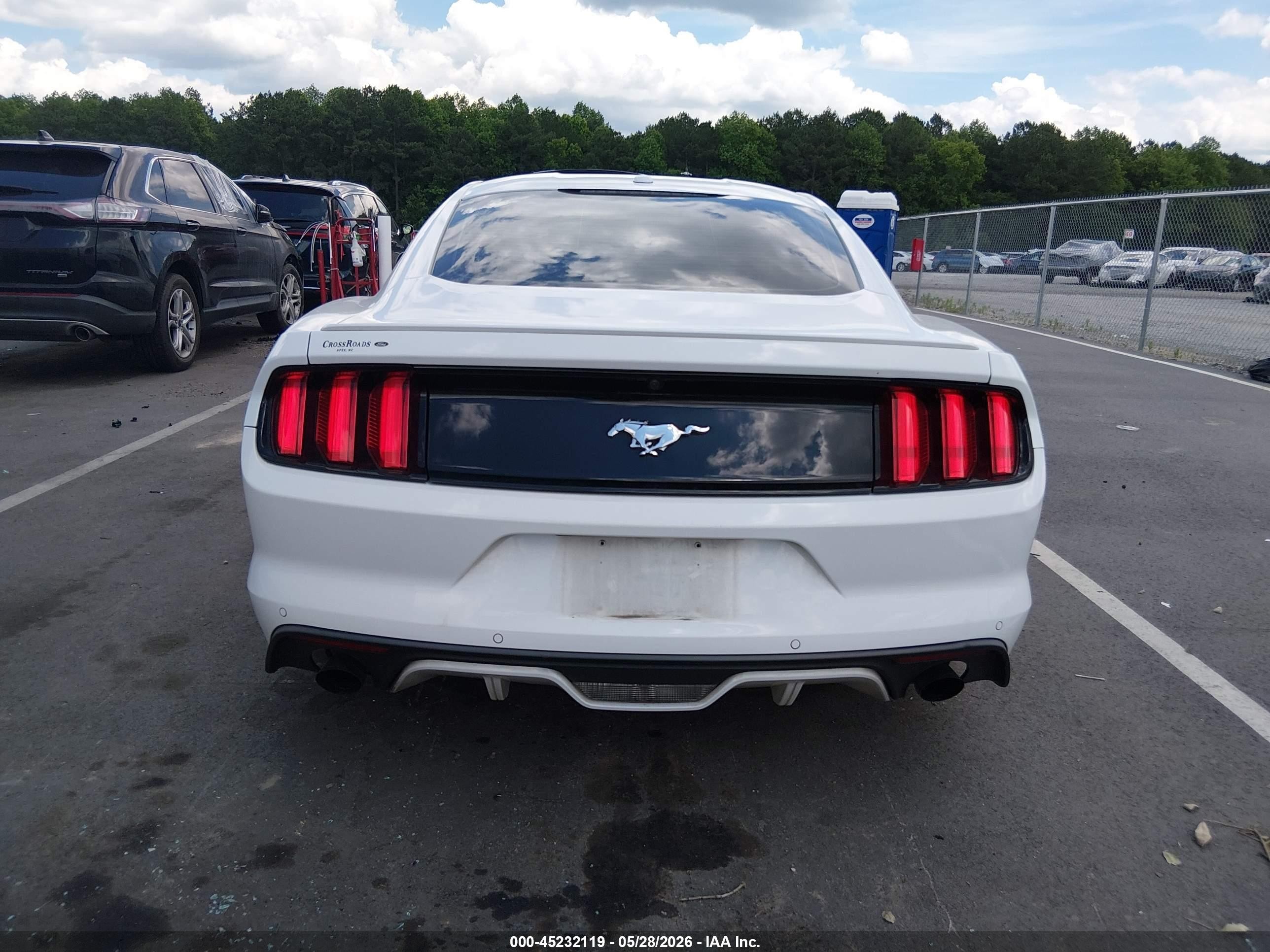 2015 Ford Mustang Ecoboost White vin: 1FA6P8TH2F5365674