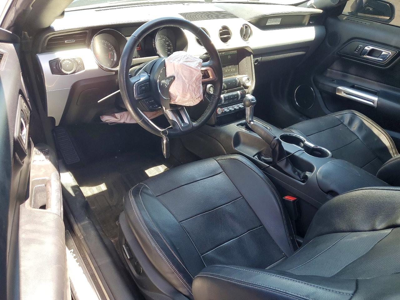 2015 Ford Mustang Black vin: 1FA6P8TH2F5382684
