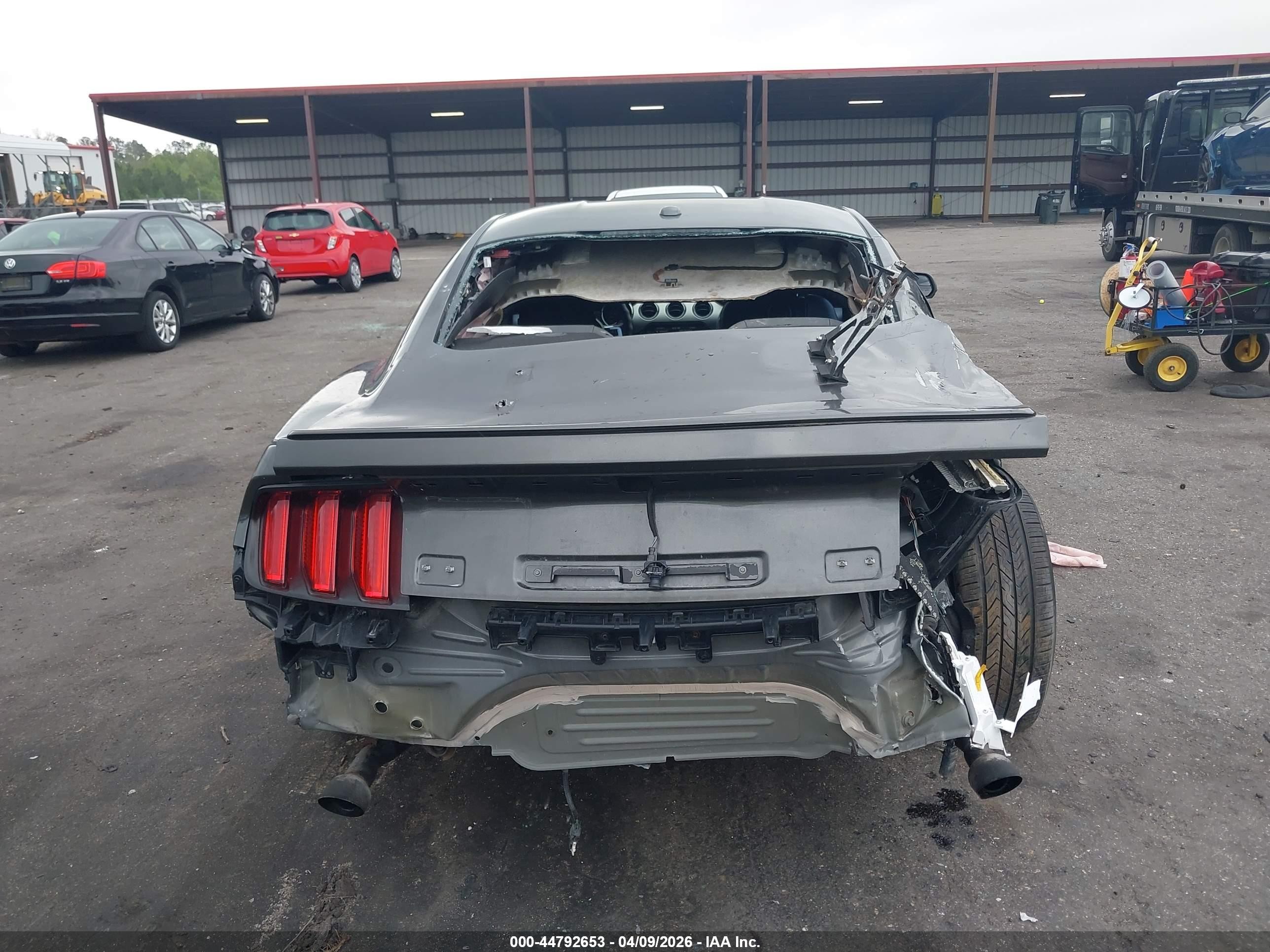 2015 Ford Mustang Ecoboost Gray vin: 1FA6P8TH2F5385892