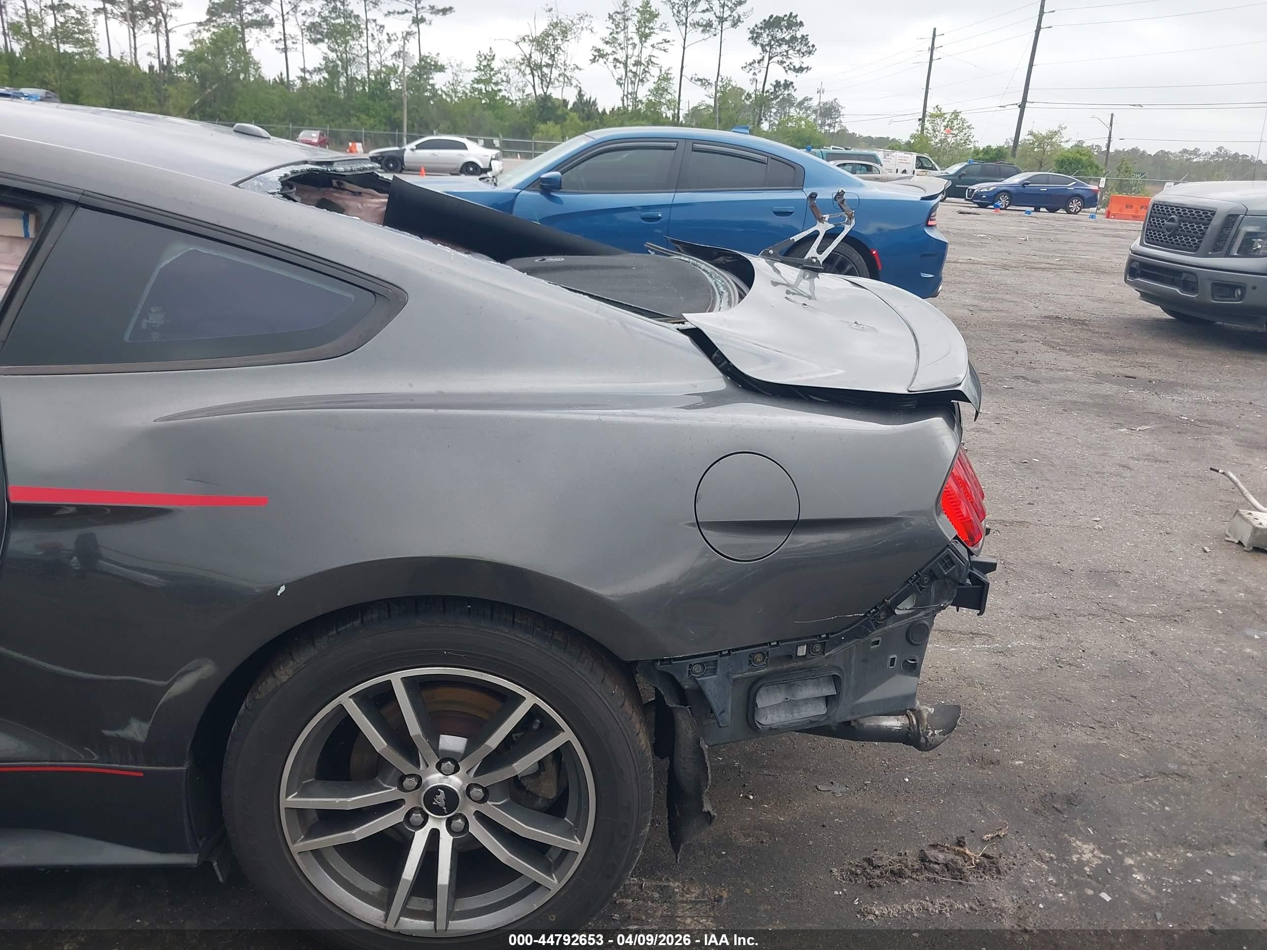 2015 Ford Mustang Ecoboost Gray vin: 1FA6P8TH2F5385892