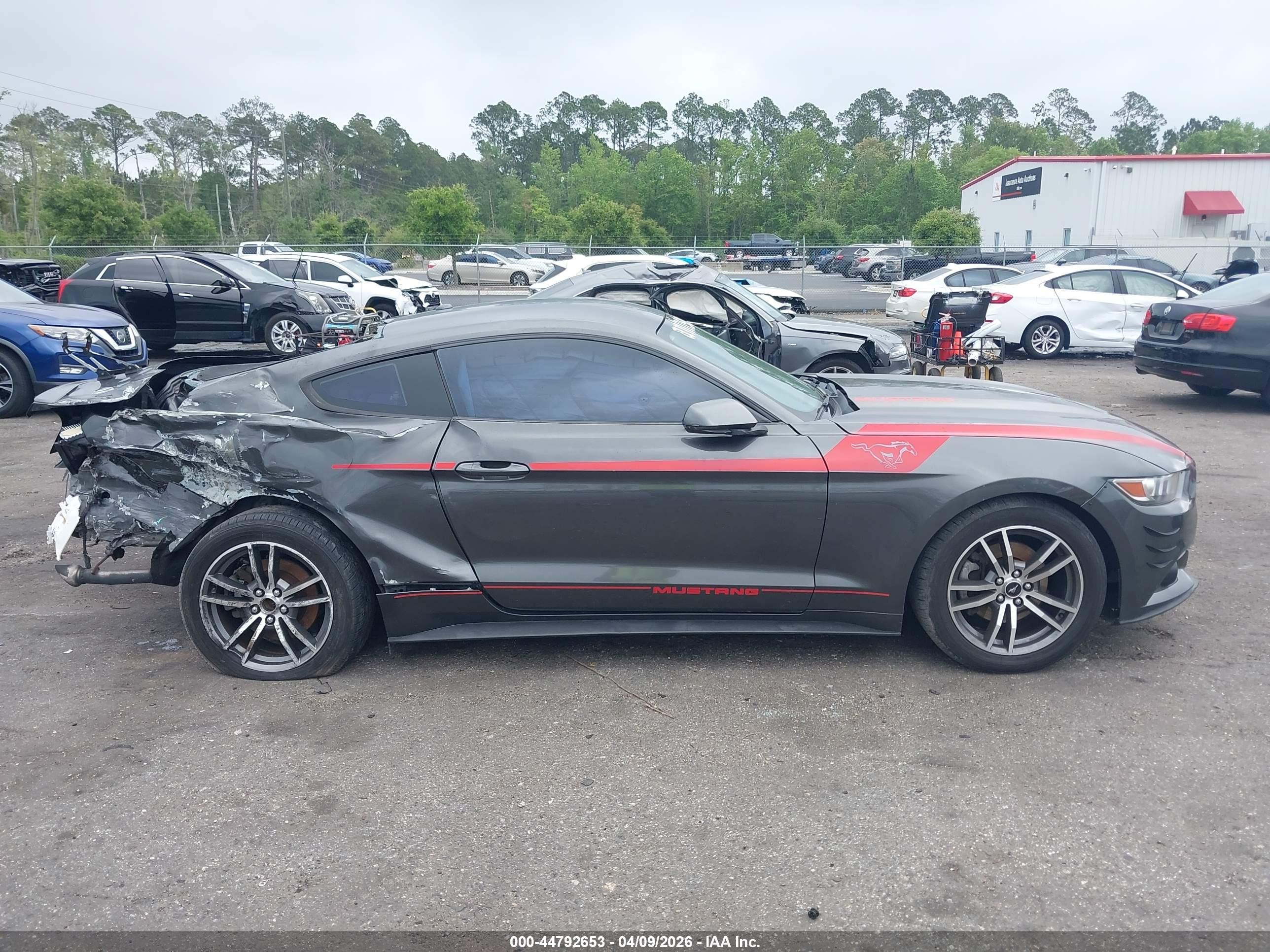 2015 Ford Mustang Ecoboost Gray vin: 1FA6P8TH2F5385892