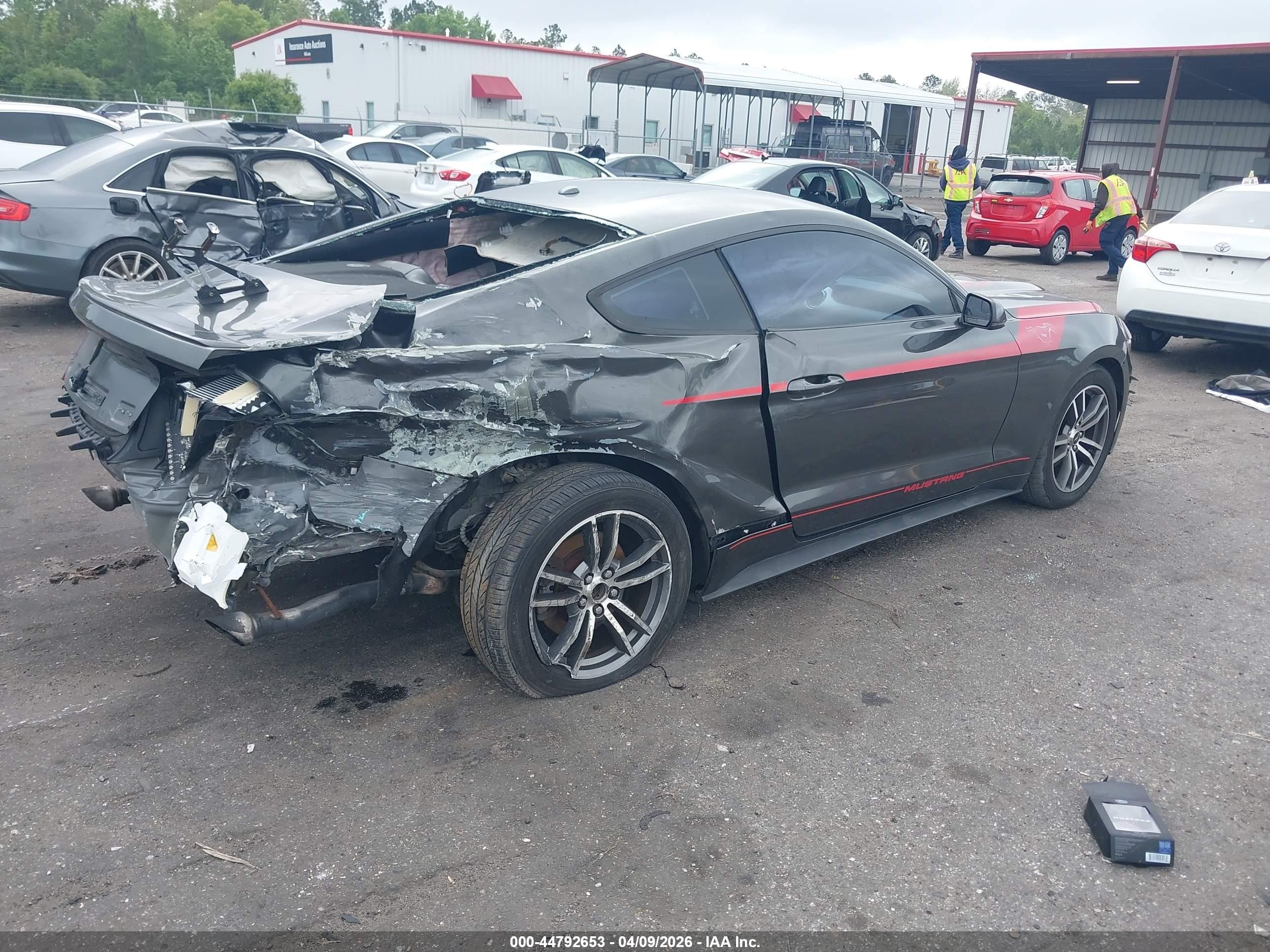 2015 Ford Mustang Ecoboost Gray vin: 1FA6P8TH2F5385892