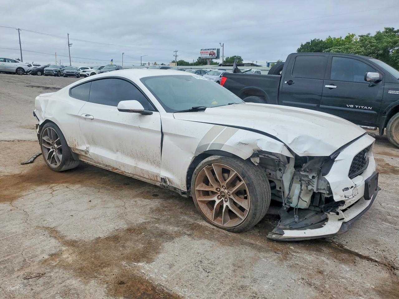 2017 Ford Mustang White vin: 1FA6P8TH2H5203353