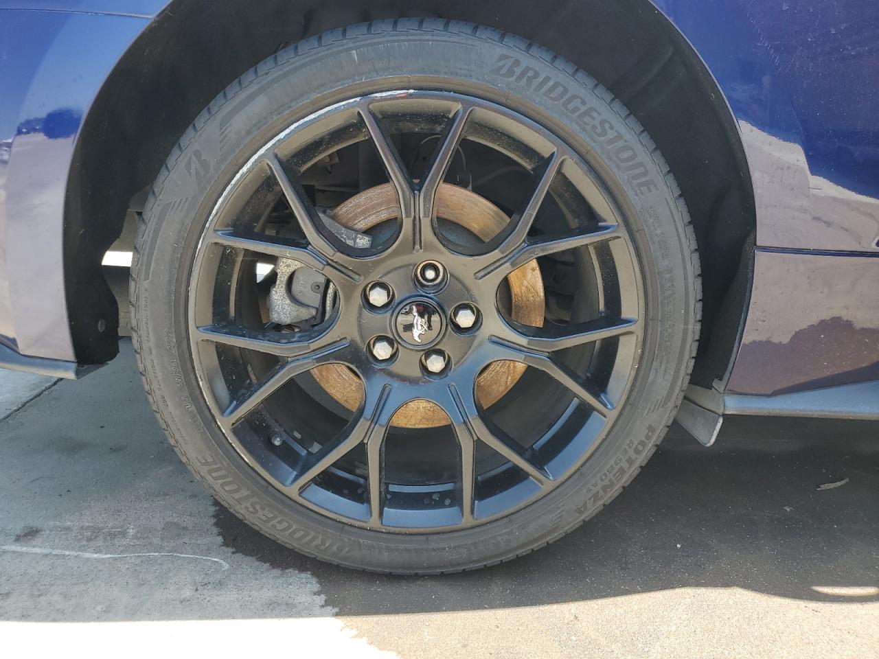 2018 Ford Mustang Blue vin: 1FA6P8TH2J5180372 Damage: Right Rear Wheel, Curb Rash, > 12 Inches