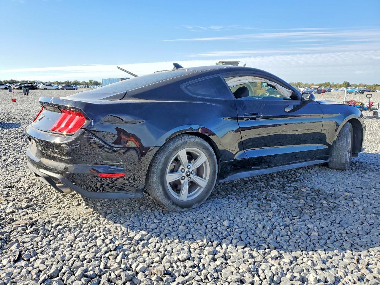 2022 Ford Mustang Black vin: 1FA6P8TH2N5123675