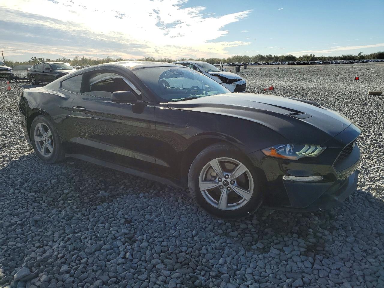 2022 Ford Mustang Black vin: 1FA6P8TH2N5123675