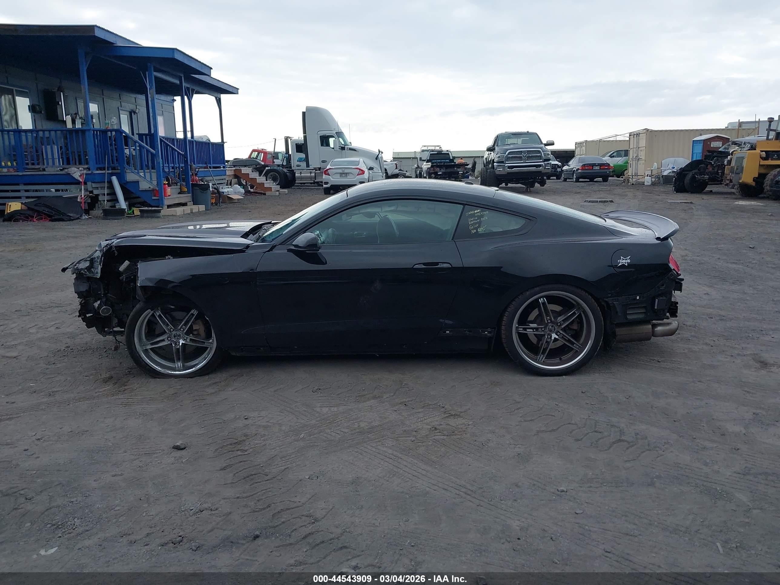 2015 Ford Mustang Ecoboost Black vin: 1FA6P8TH3F5302776