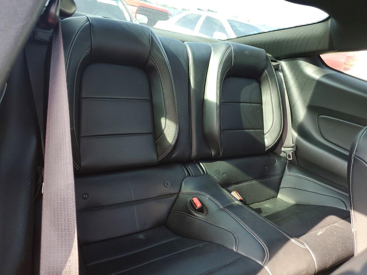 2015 Ford Mustang Red vin: 1FA6P8TH3F5317780