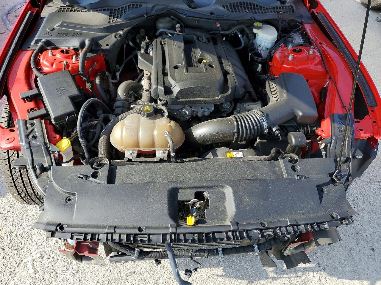 2015 Ford Mustang Red vin: 1FA6P8TH3F5317780
