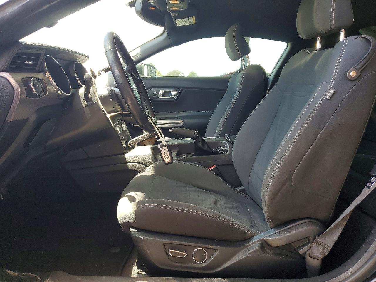 2015 Ford Mustang Black vin: 1FA6P8TH3F5335762