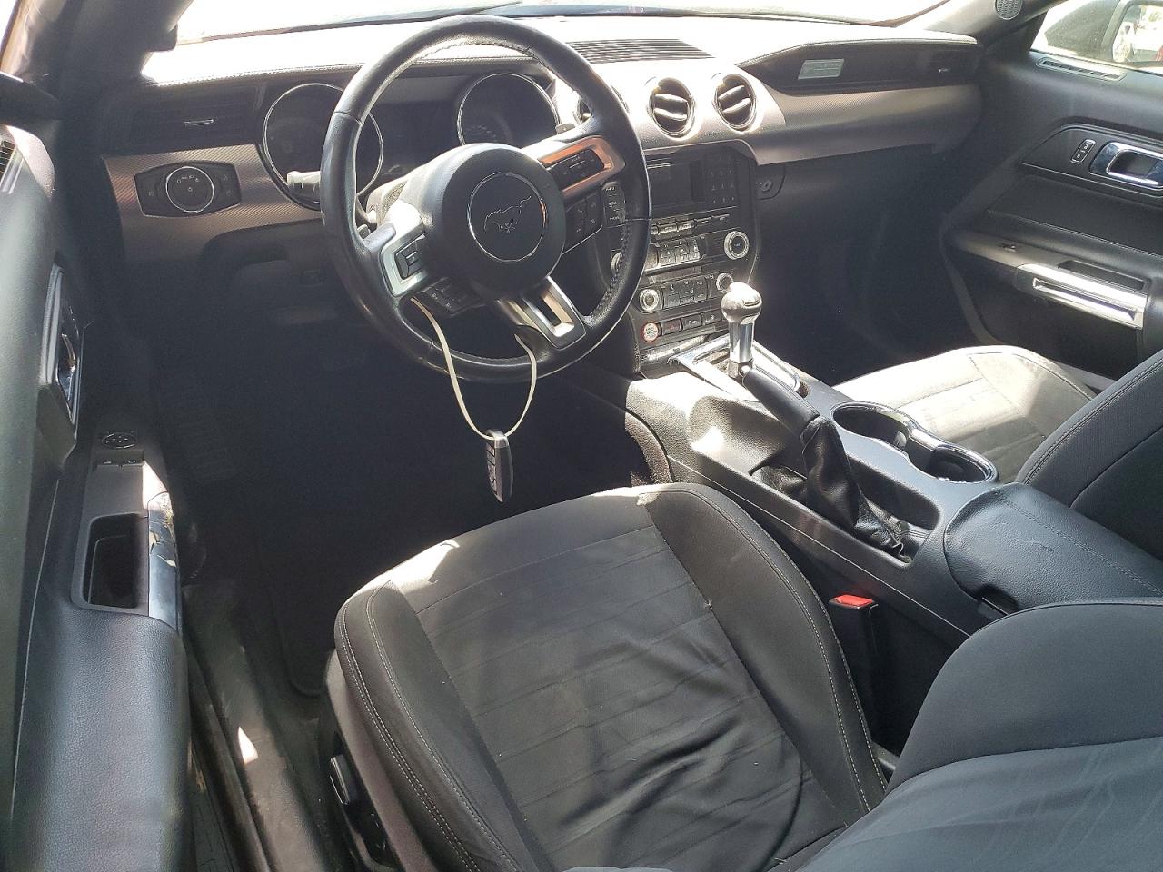 2015 Ford Mustang Black vin: 1FA6P8TH3F5335762