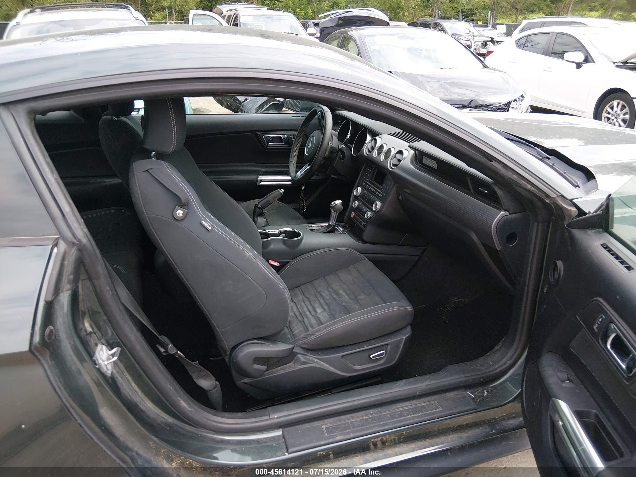 2015 Ford Mustang Ecoboost Зеленый vin: 1FA6P8TH3F5343263