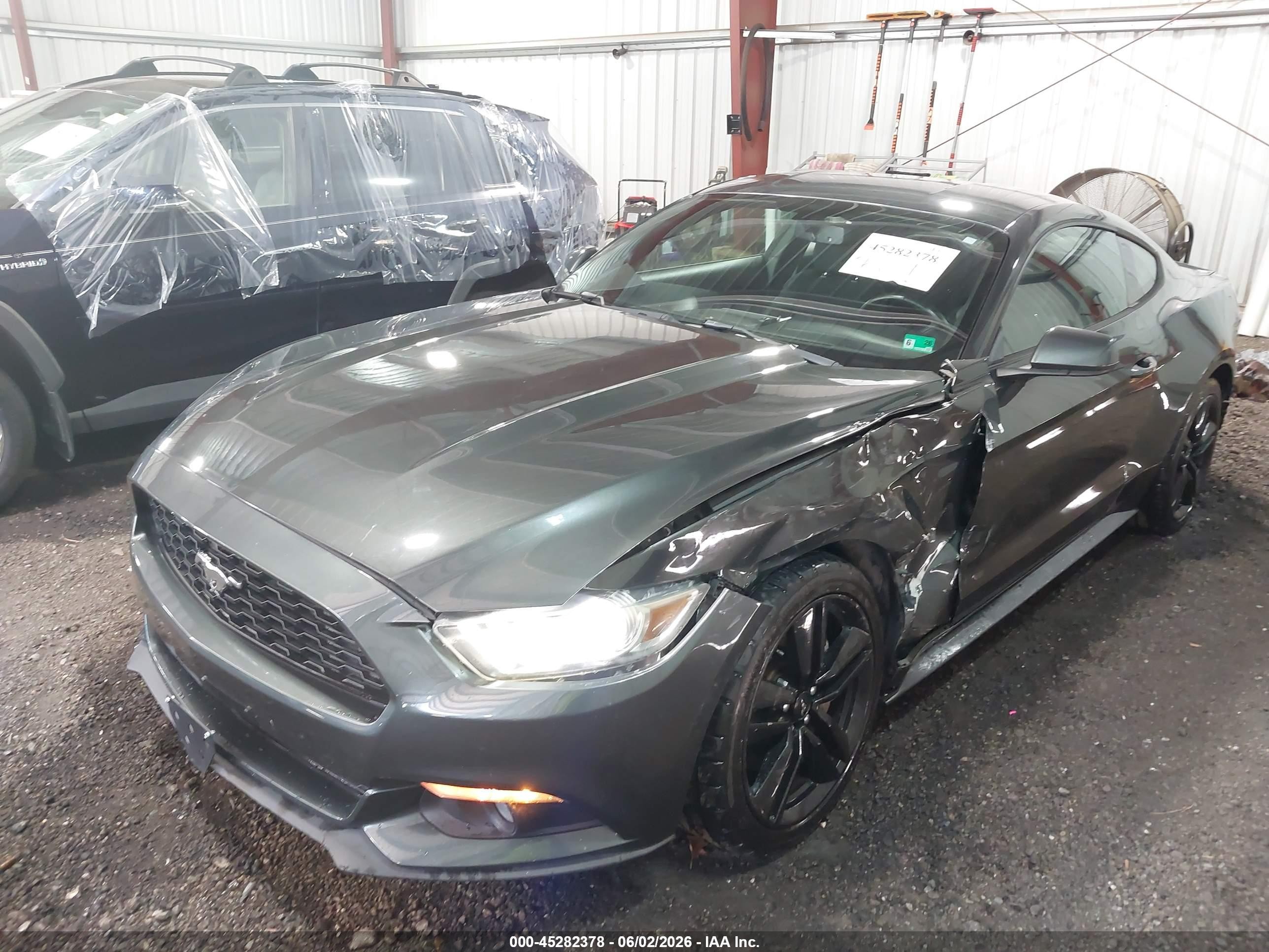 2015 Ford Mustang Ecoboost Green vin: 1FA6P8TH3F5367448