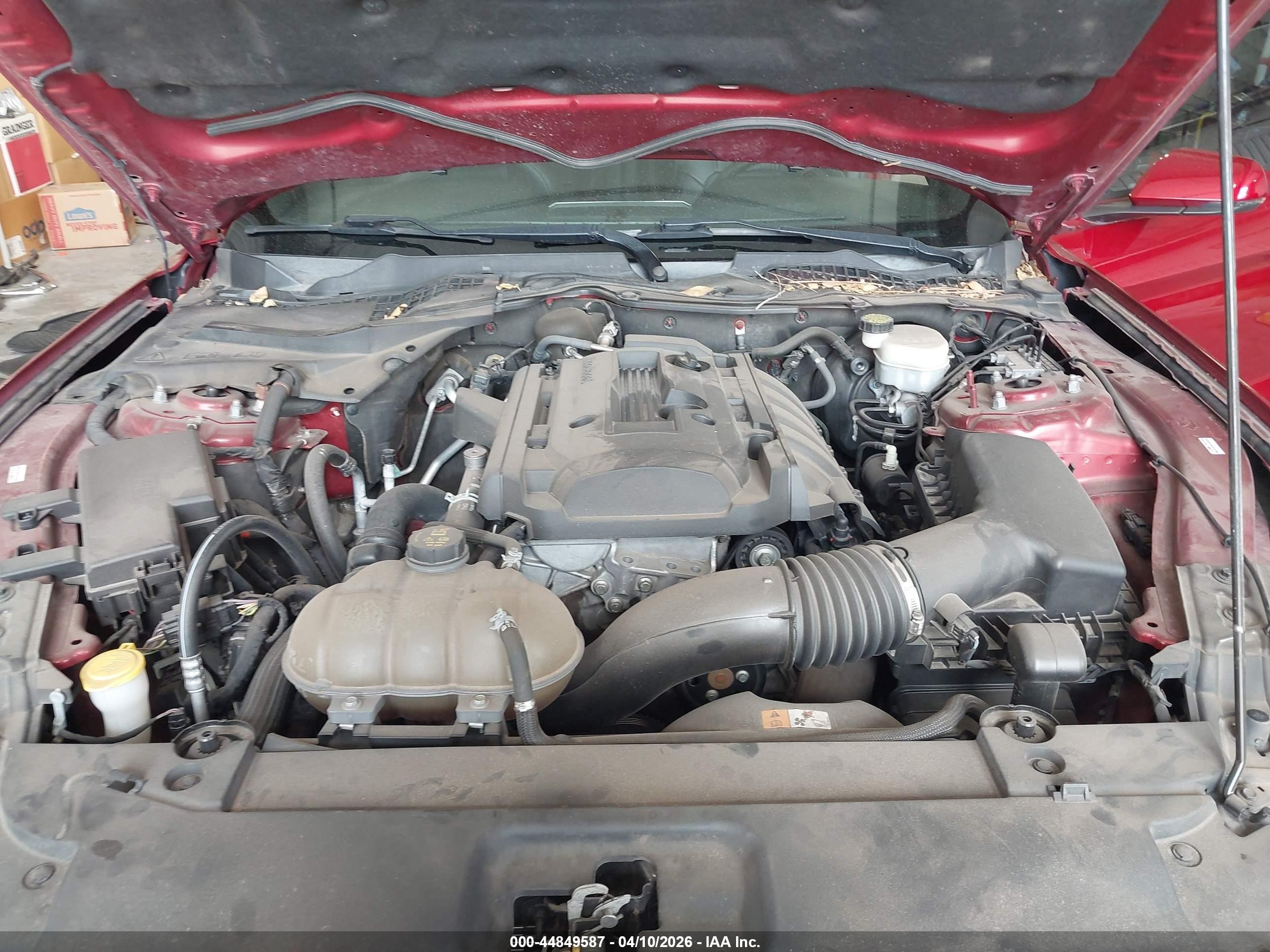 2015 Ford Mustang Ecoboost Красный vin: 1FA6P8TH3F5393080