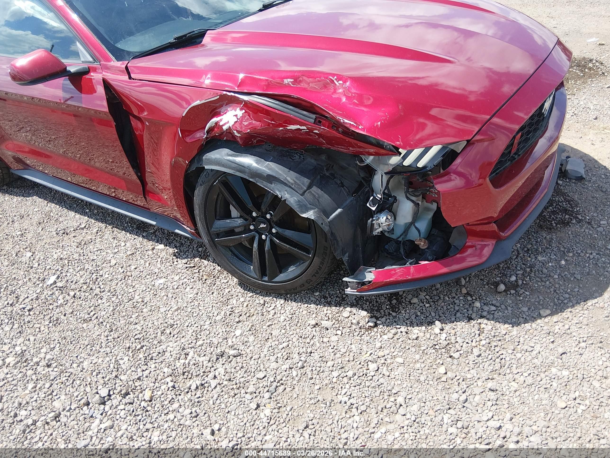 2015 Ford Mustang Ecoboost Burgundy vin: 1FA6P8TH3F5406796