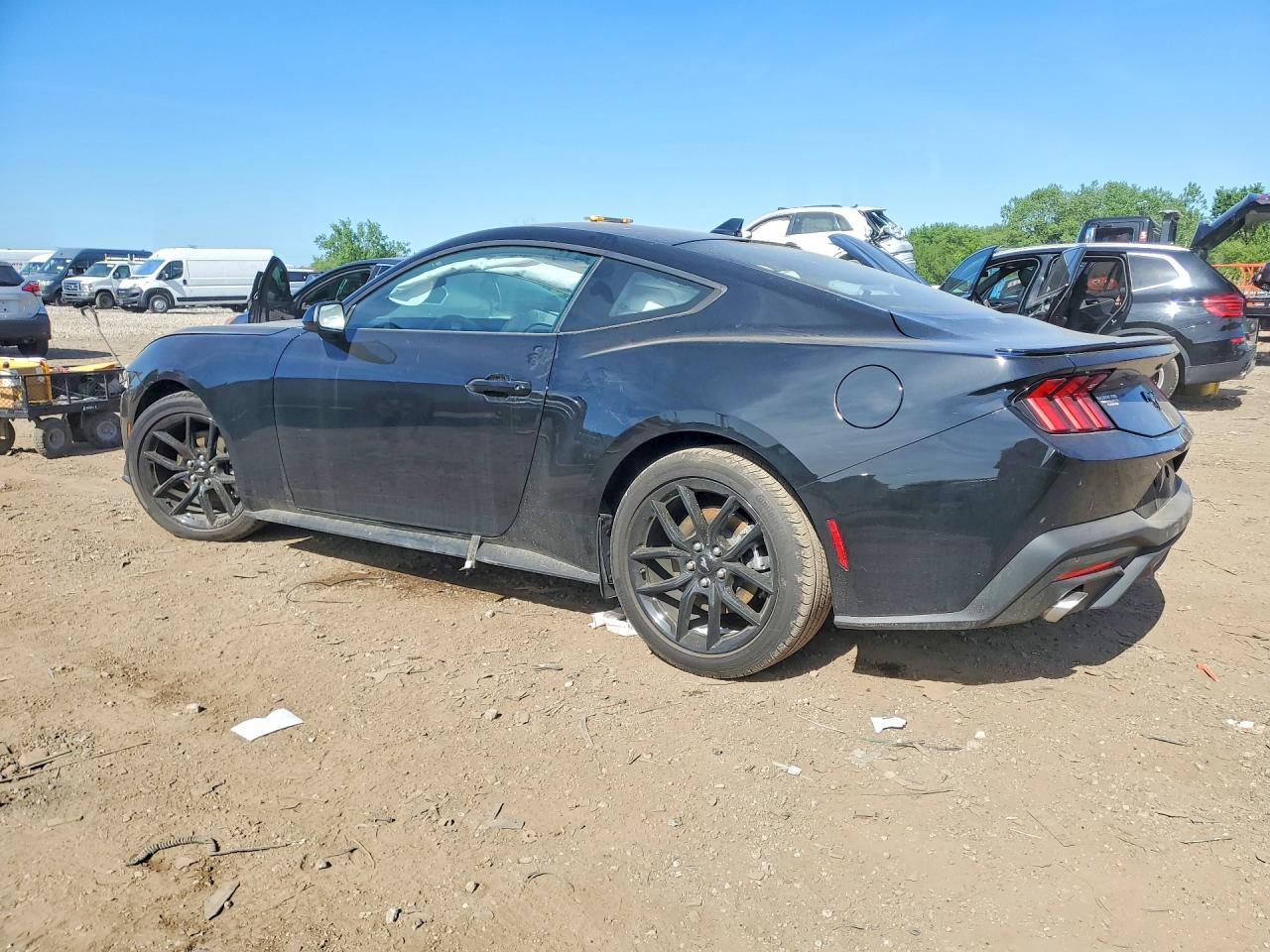 2026 Ford Mustang Black vin: 1FA6P8TH3T5102718