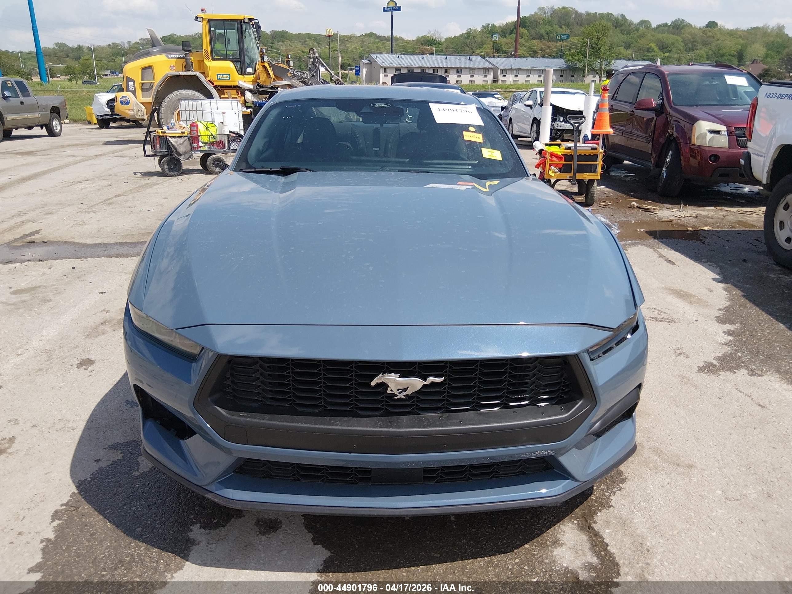 2026 Ford Mustang Ecoboost Fastback Blue vin: 1FA6P8TH3T5104792