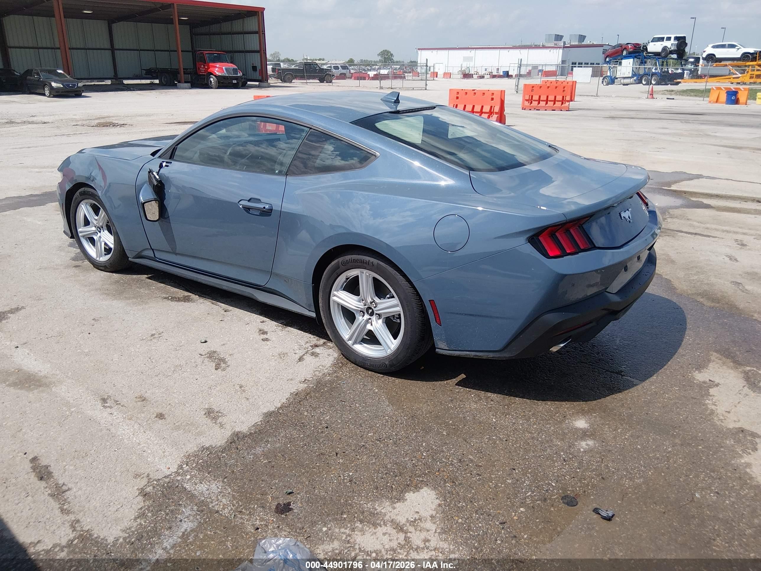 2026 Ford Mustang Ecoboost Fastback Blue vin: 1FA6P8TH3T5104792