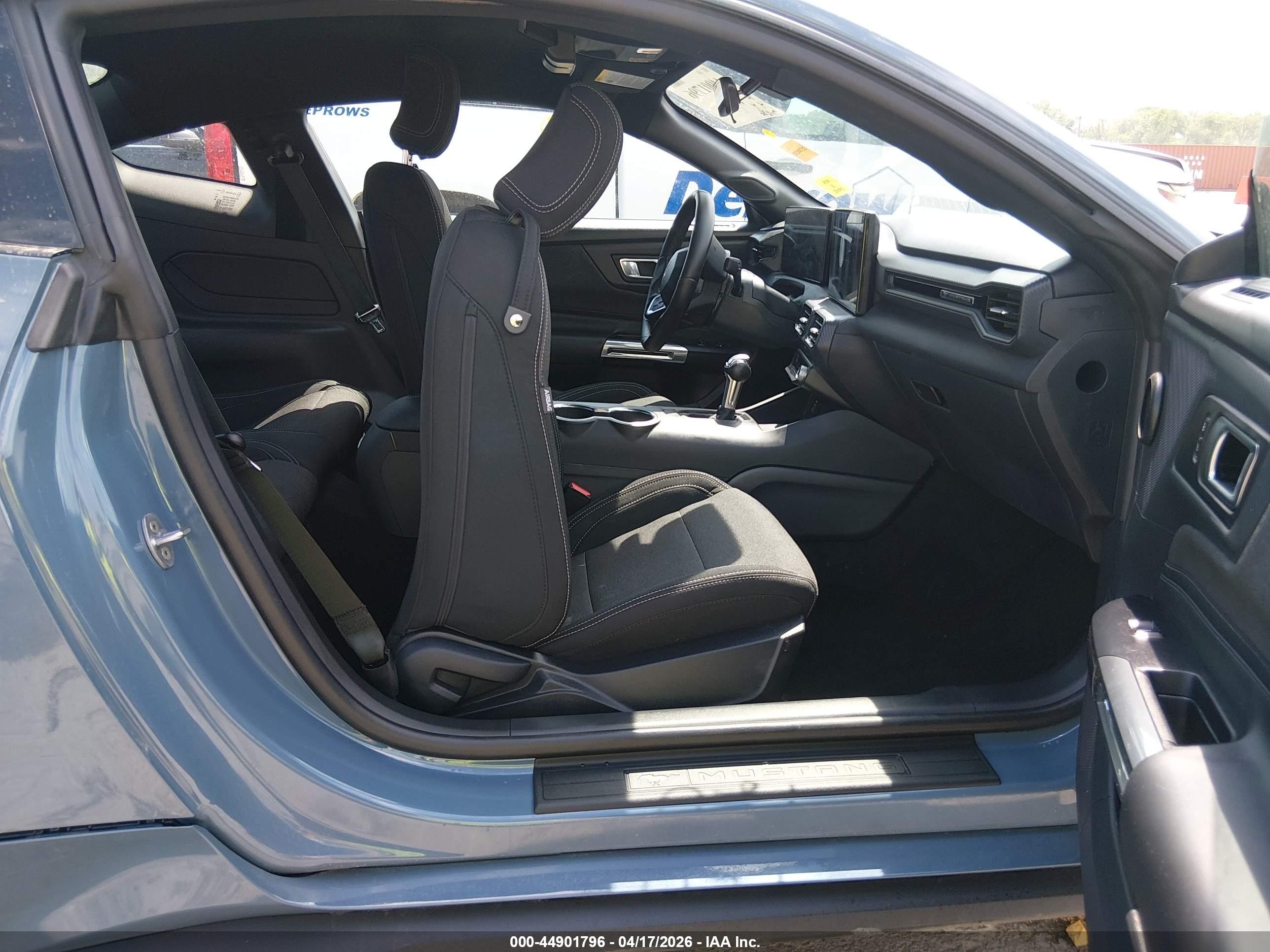 2026 Ford Mustang Ecoboost Fastback Blue vin: 1FA6P8TH3T5104792