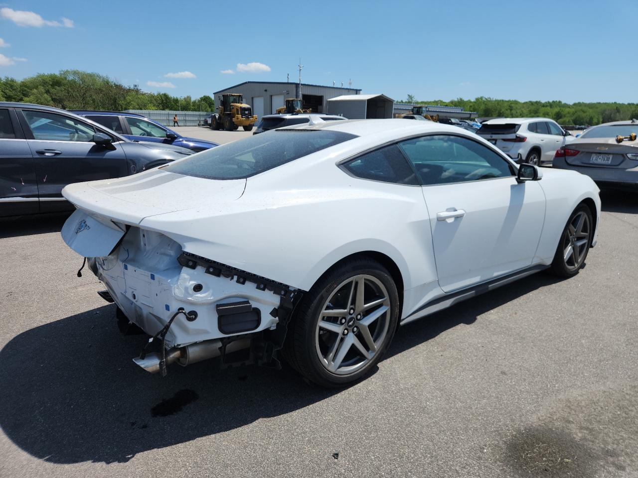 2026 Ford Mustang White vin: 1FA6P8TH3T5117669 Damage: Right Tail Light, Missing, Replacement Required