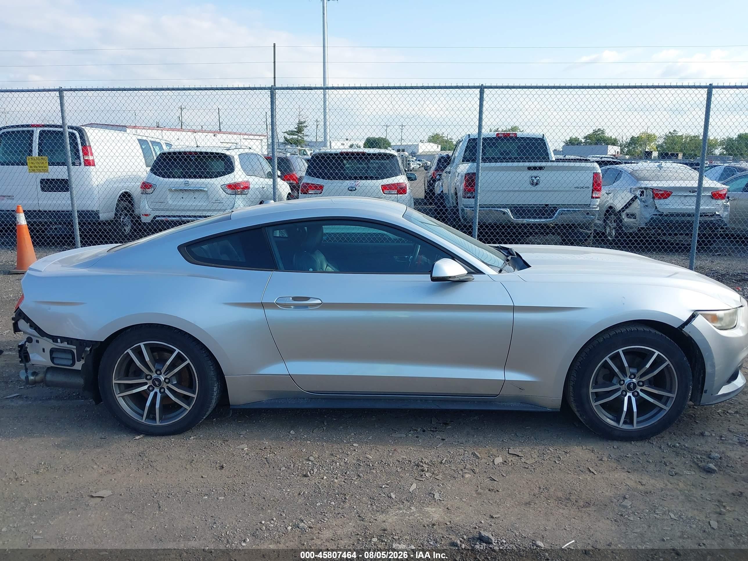 2015 Ford Mustang Ecoboost Silver vin: 1FA6P8TH4F5330652