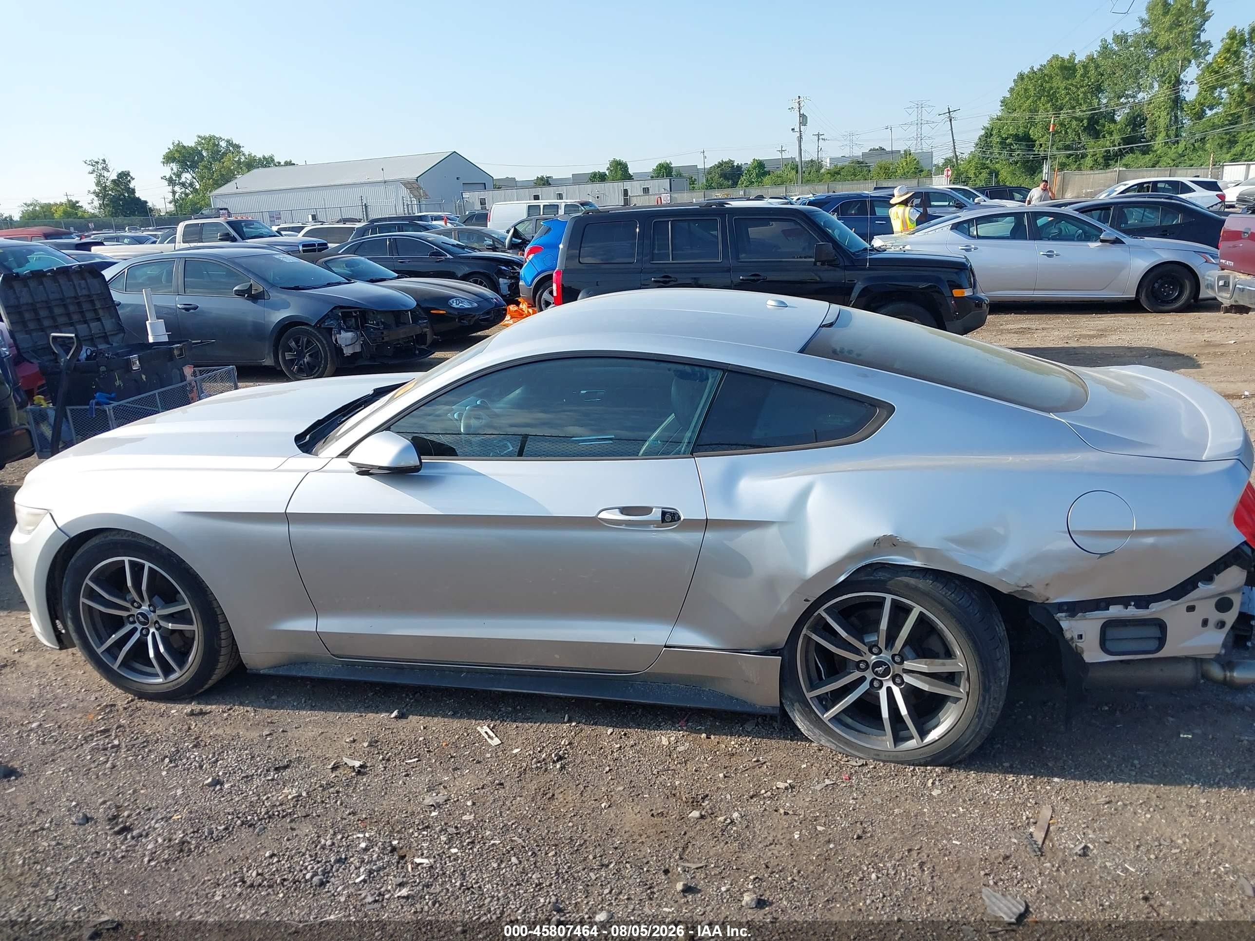 2015 Ford Mustang Ecoboost Silver vin: 1FA6P8TH4F5330652