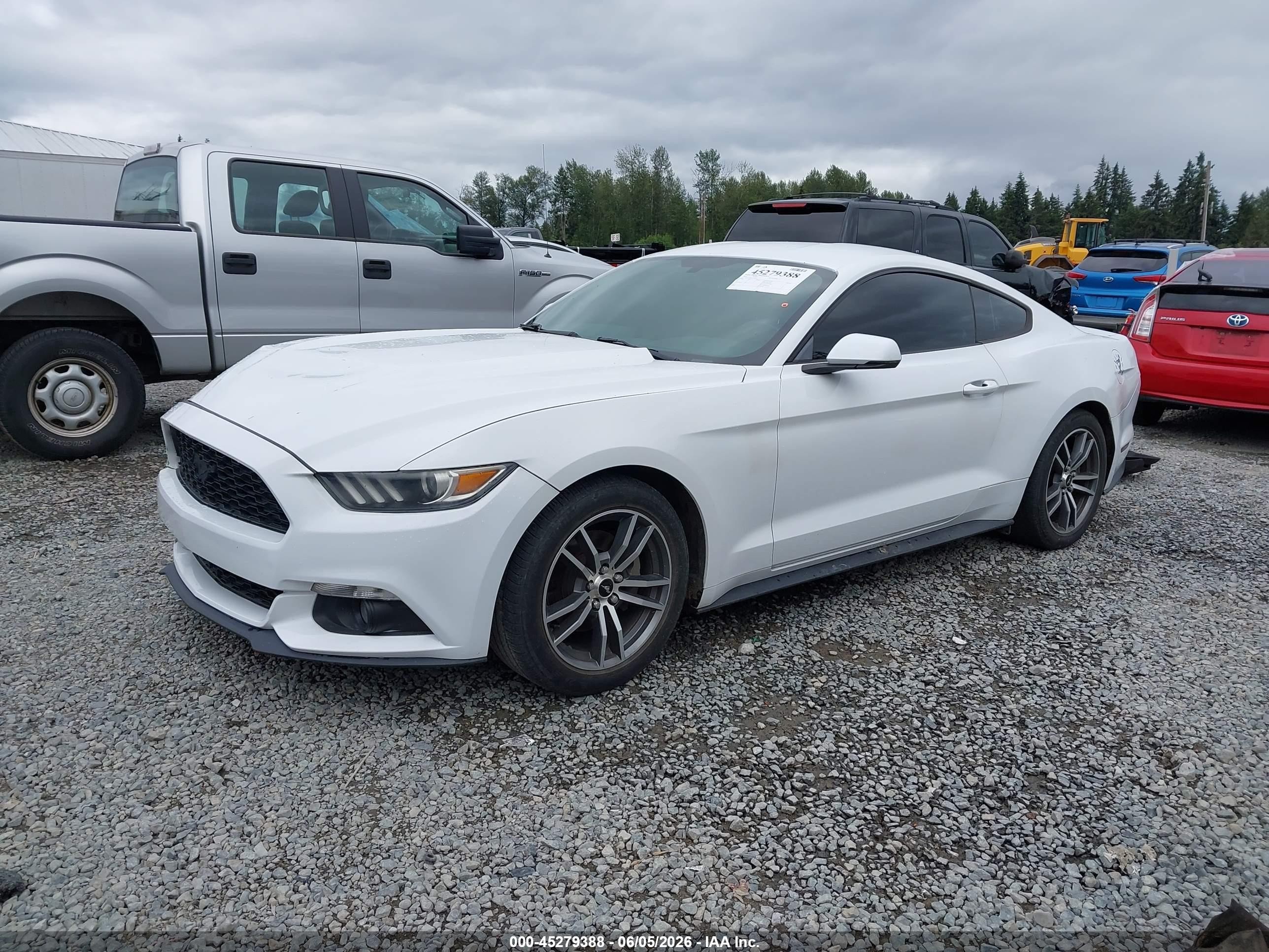 2015 Ford Mustang Ecoboost White vin: 1FA6P8TH4F5335866