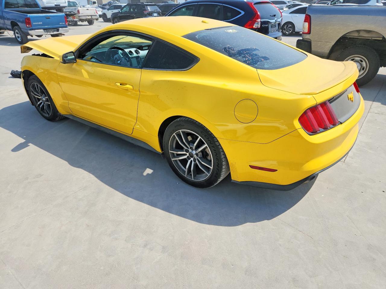 2015 Ford Mustang Yellow vin: 1FA6P8TH4F5338461