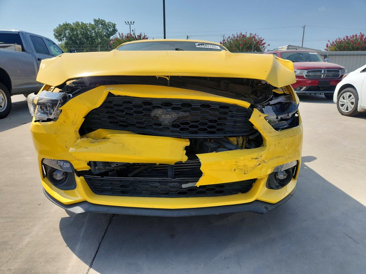 2015 Ford Mustang Yellow vin: 1FA6P8TH4F5338461