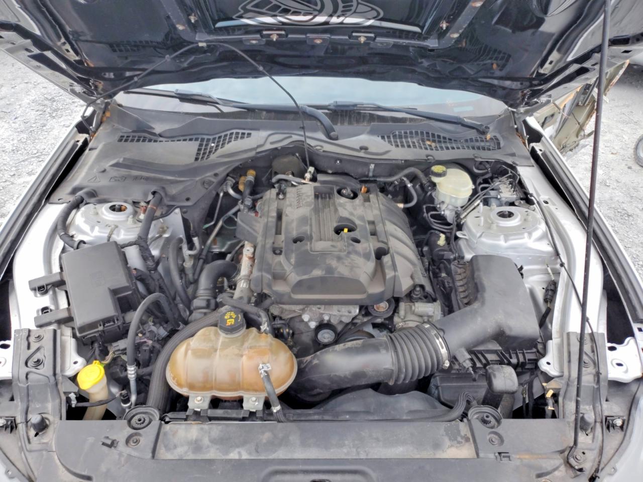 2015 Ford Mustang Silver vin: 1FA6P8TH4F5347838