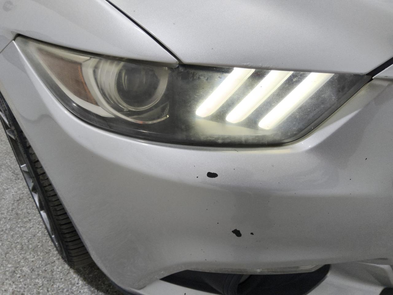 2015 Ford Mustang Gray vin: 1FA6P8TH4F5400070 Damage: Right Head Lamp, Faded, Repair Required