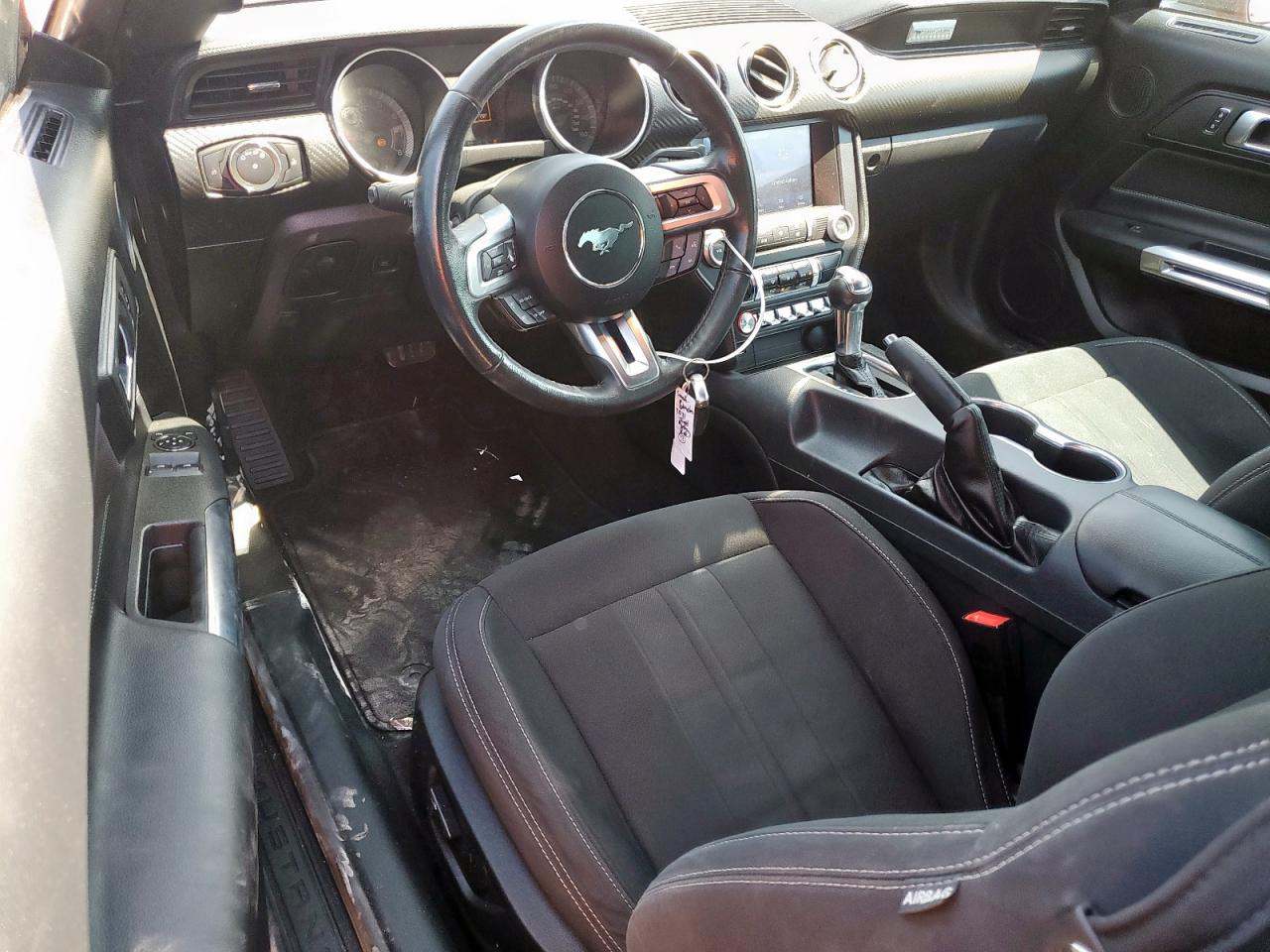 2022 Ford Mustang Красный vin: 1FA6P8TH4N5145984