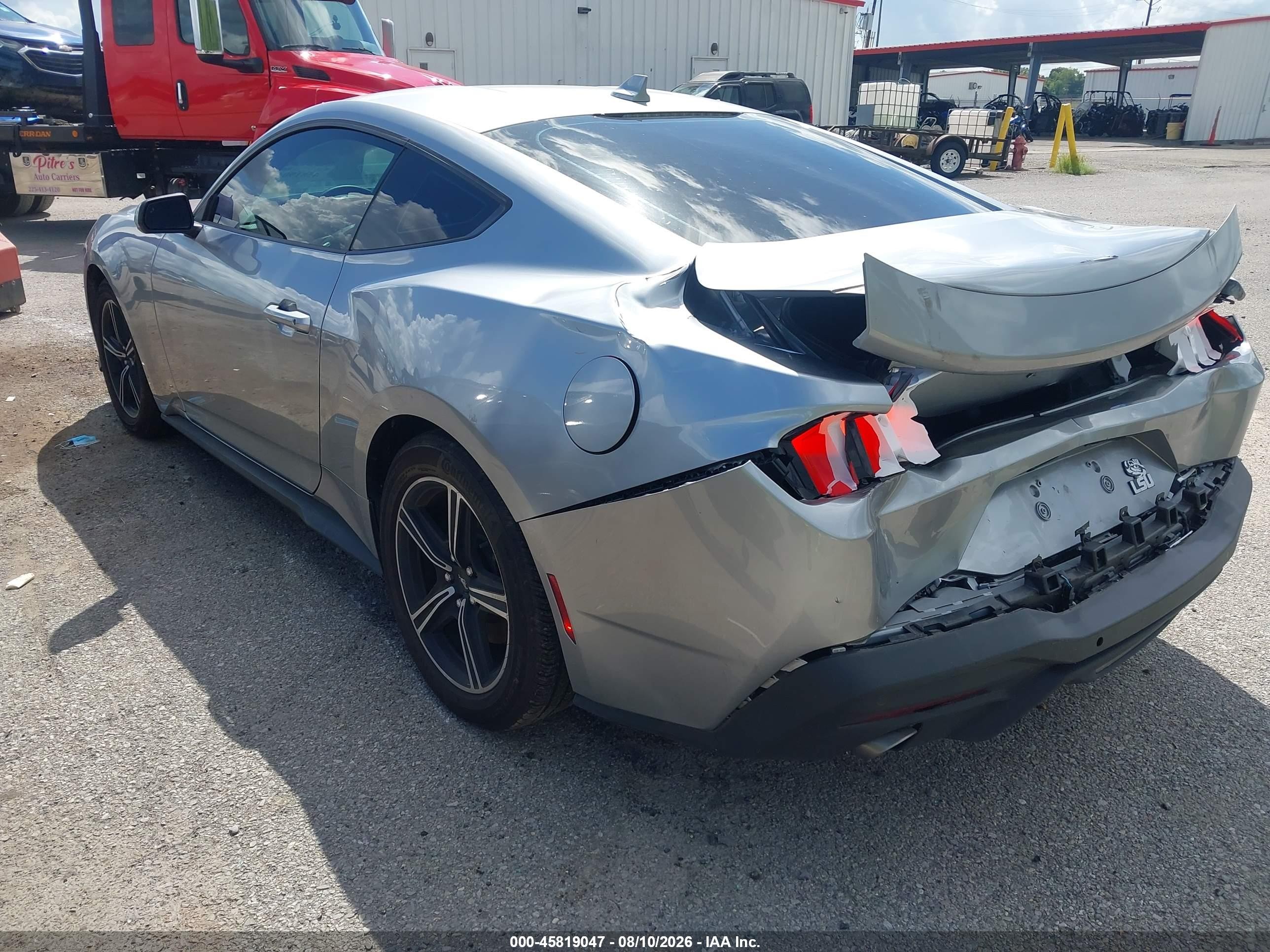 2025 Ford Mustang Ecoboost Fastback Серебряный vin: 1FA6P8TH4S5118117