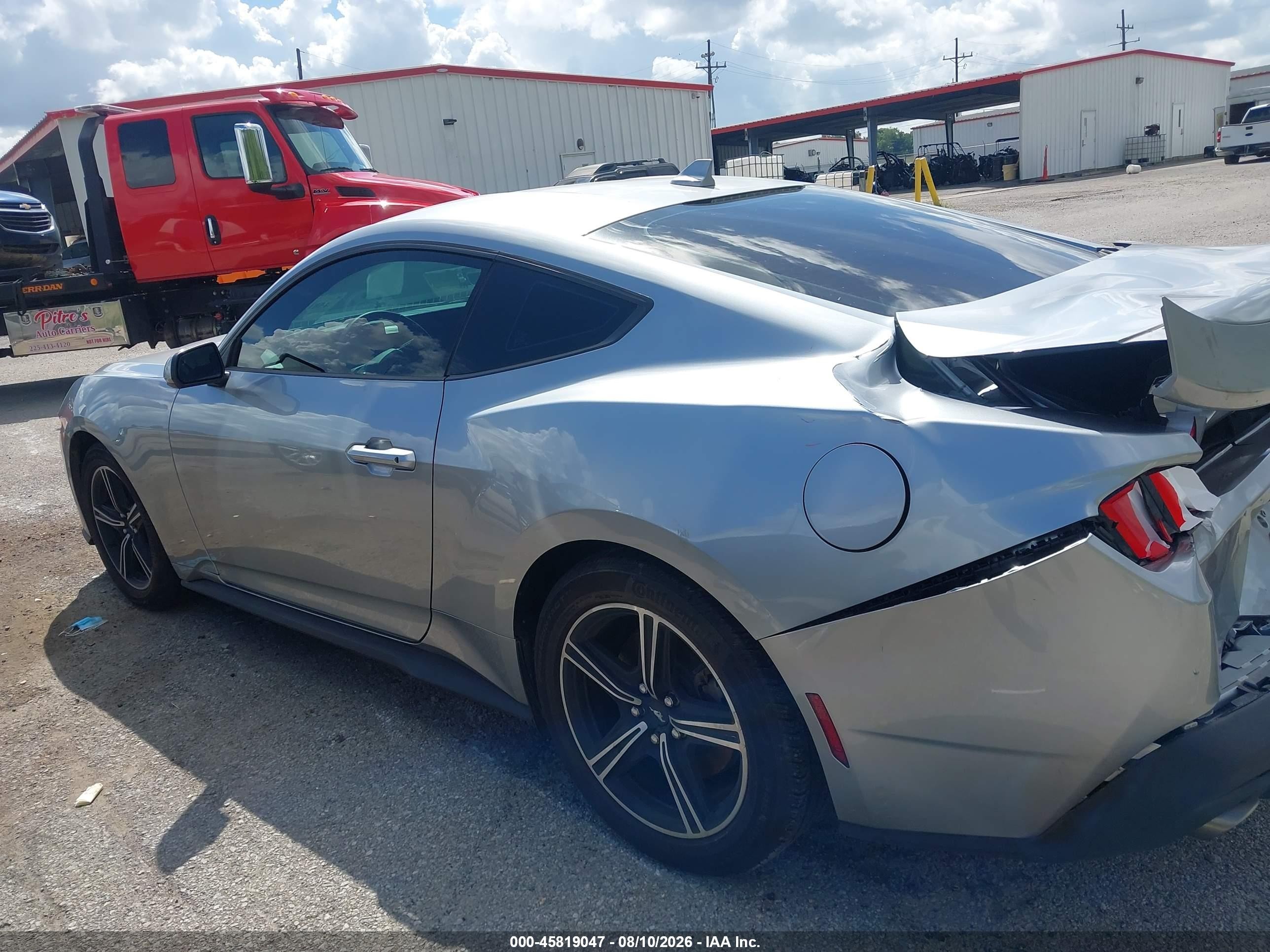 2025 Ford Mustang Ecoboost Fastback Серебряный vin: 1FA6P8TH4S5118117