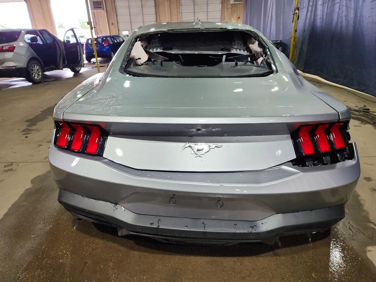 2026 Ford Mustang Silver vin: 1FA6P8TH4T5120547