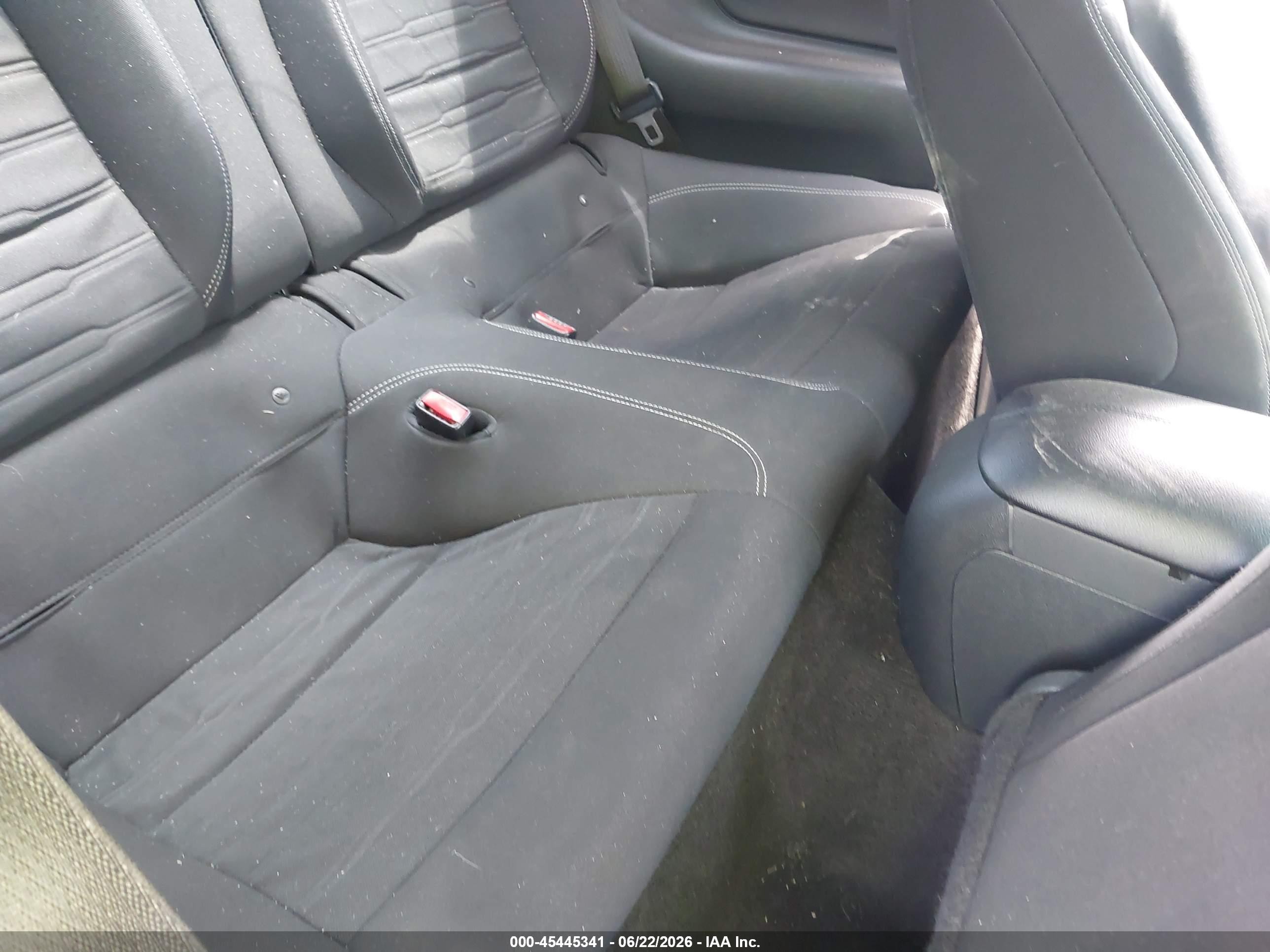 2015 Ford Mustang Ecoboost Silver vin: 1FA6P8TH5F5318008