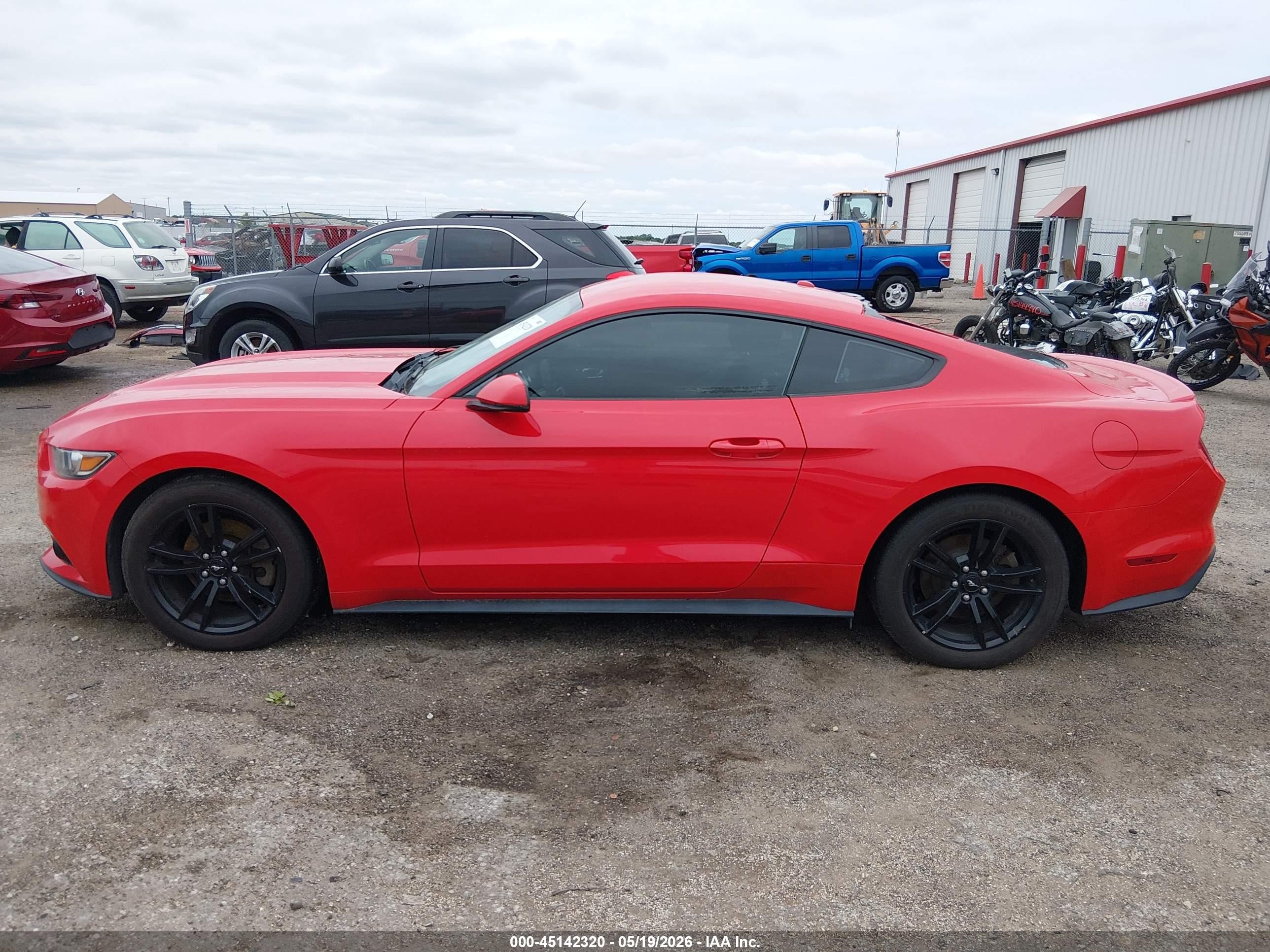 2015 Ford Mustang Ecoboost Red vin: 1FA6P8TH5F5318770