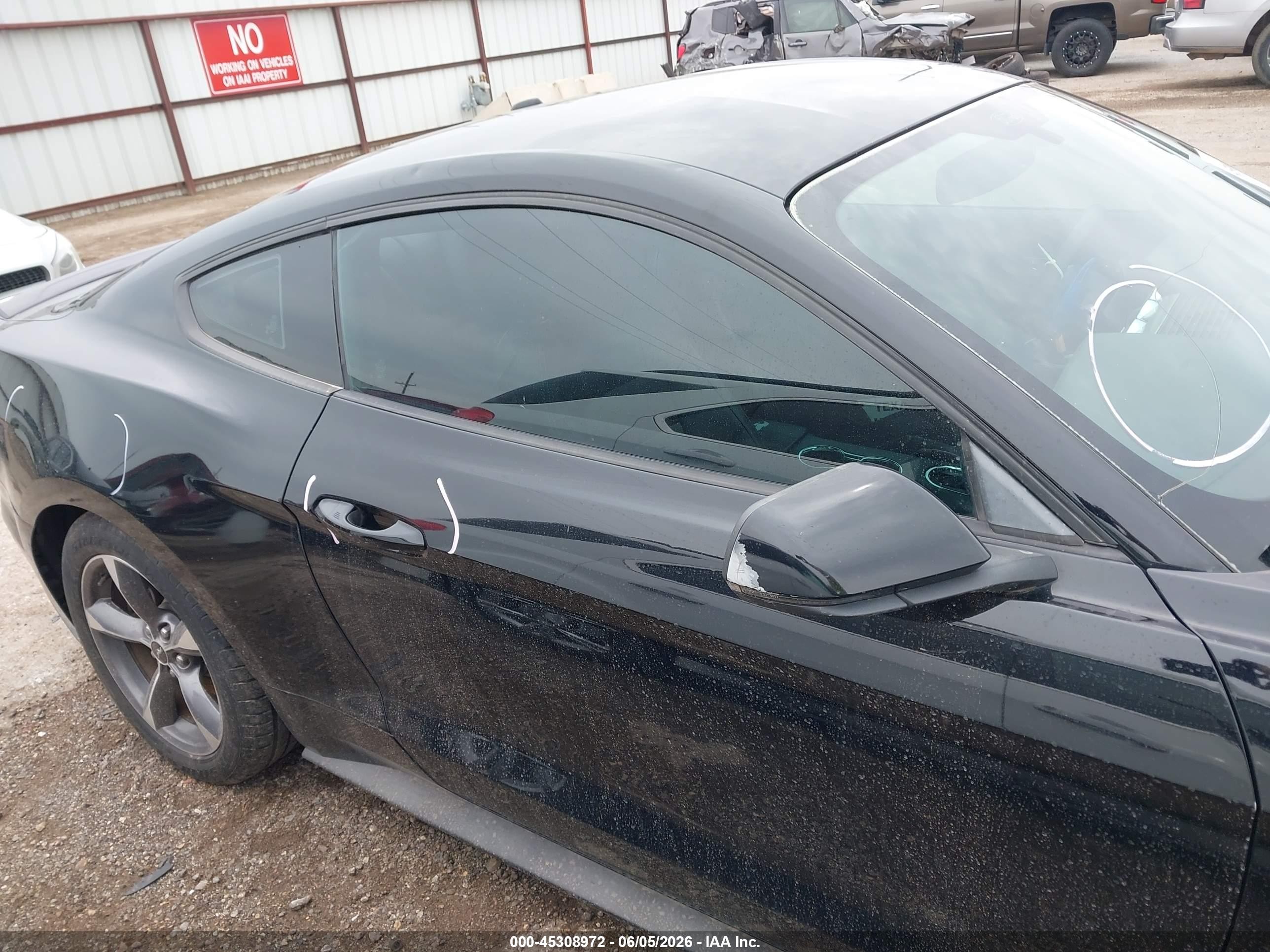2015 Ford Mustang Ecoboost Black vin: 1FA6P8TH5F5350036