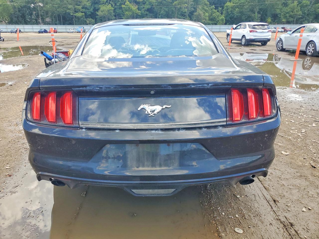 2015 Ford Mustang Черный vin: 1FA6P8TH5F5366978