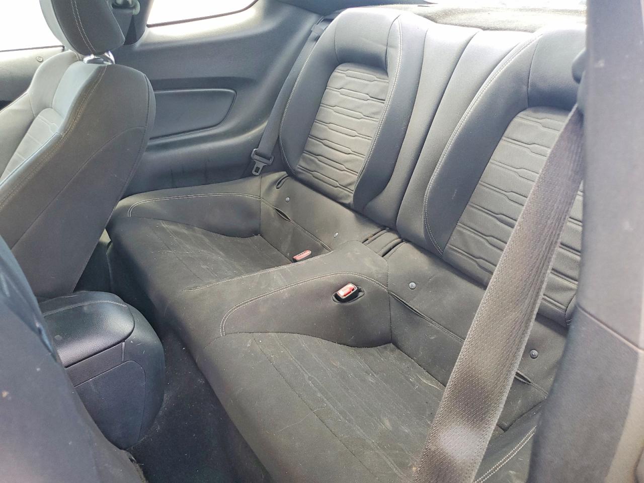 2015 Ford Mustang Черный vin: 1FA6P8TH5F5366978