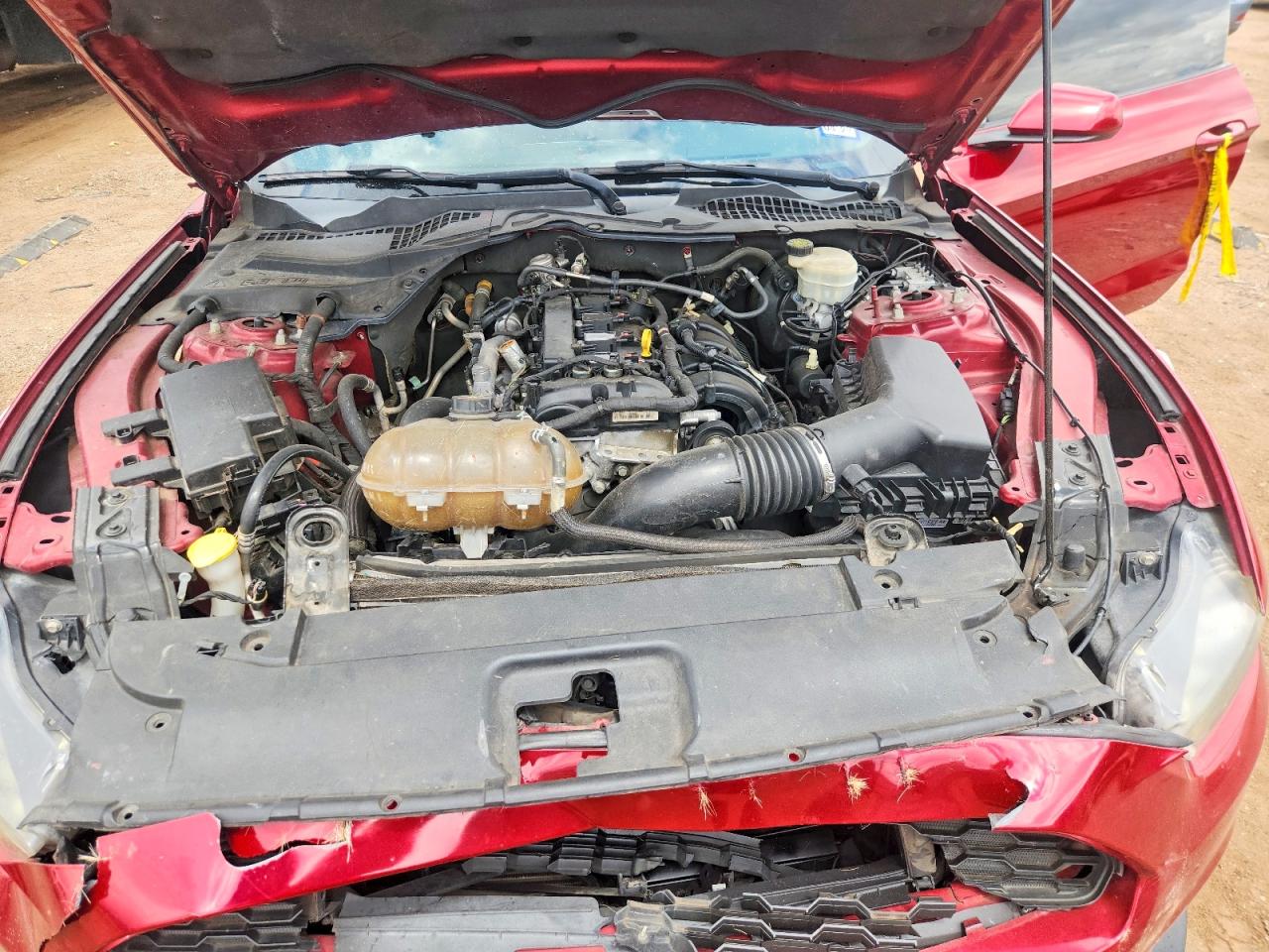 2015 Ford Mustang Burgundy vin: 1FA6P8TH5F5376829