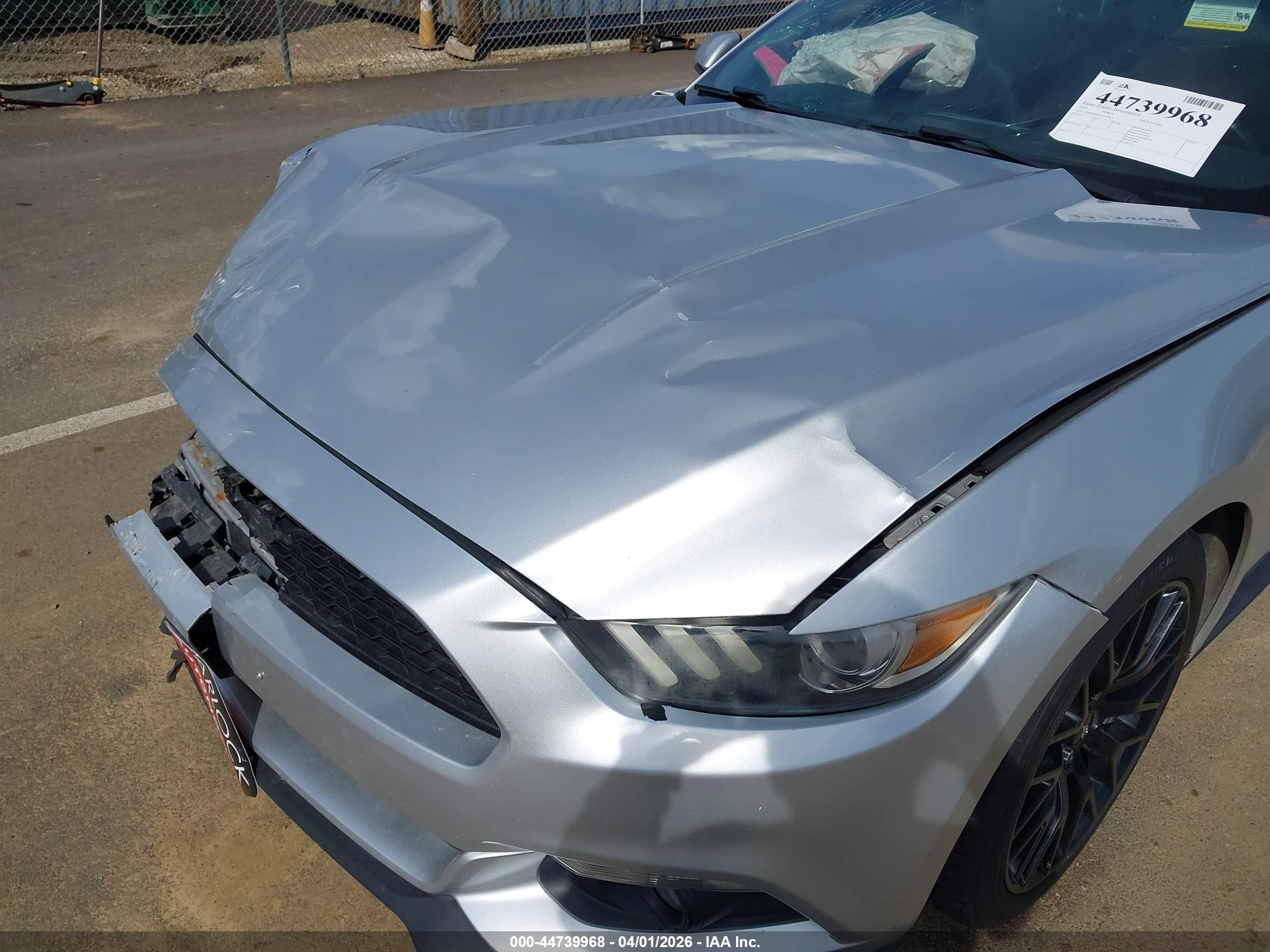 2015 Ford Mustang Ecoboost Серебряный vin: 1FA6P8TH5F5384865